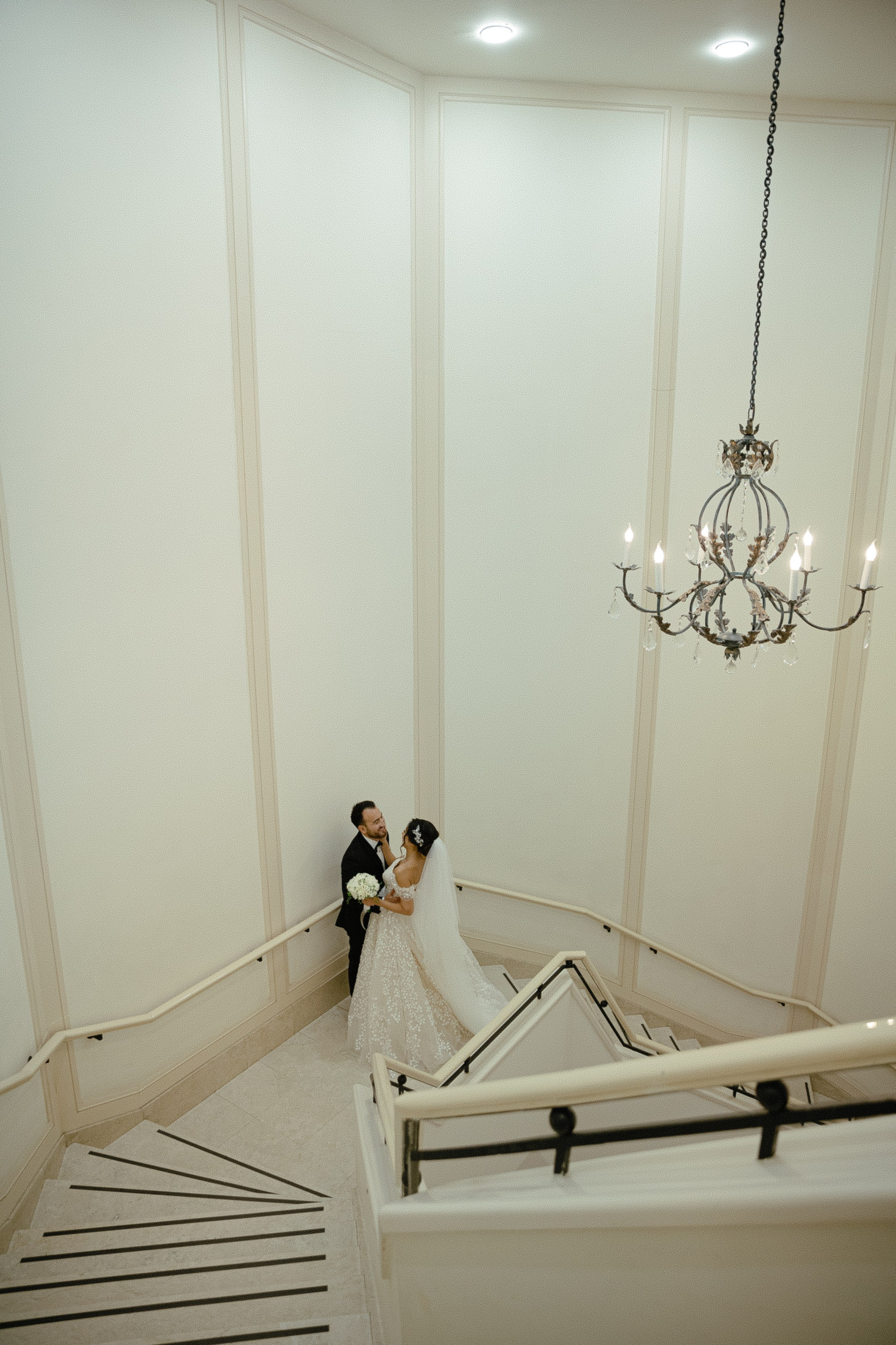 Саидамирхон и Азизахон. Главная