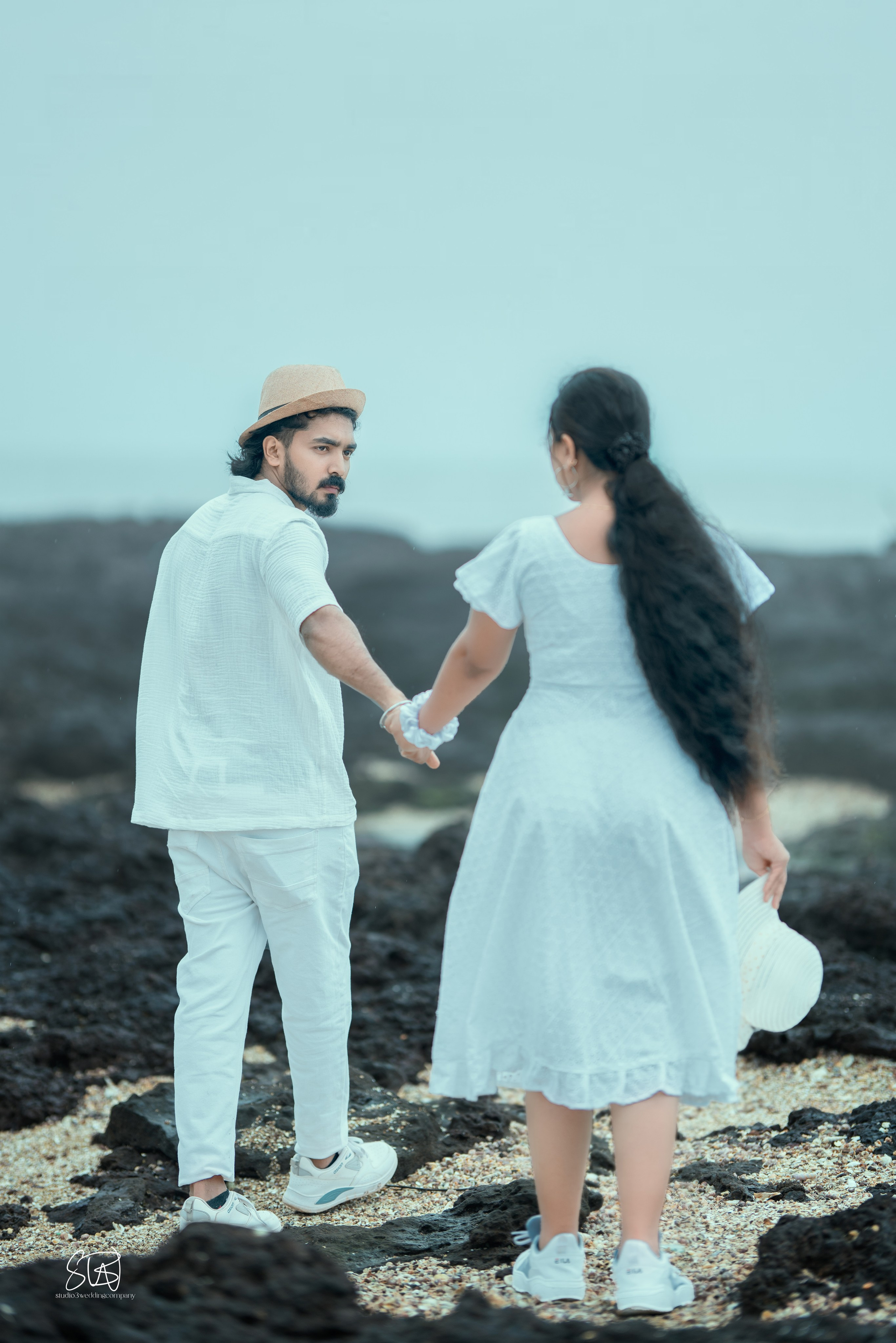 ARUN & REHNA BEACH PREWEDDING. STUDIO3WEDDINGCOMPANY