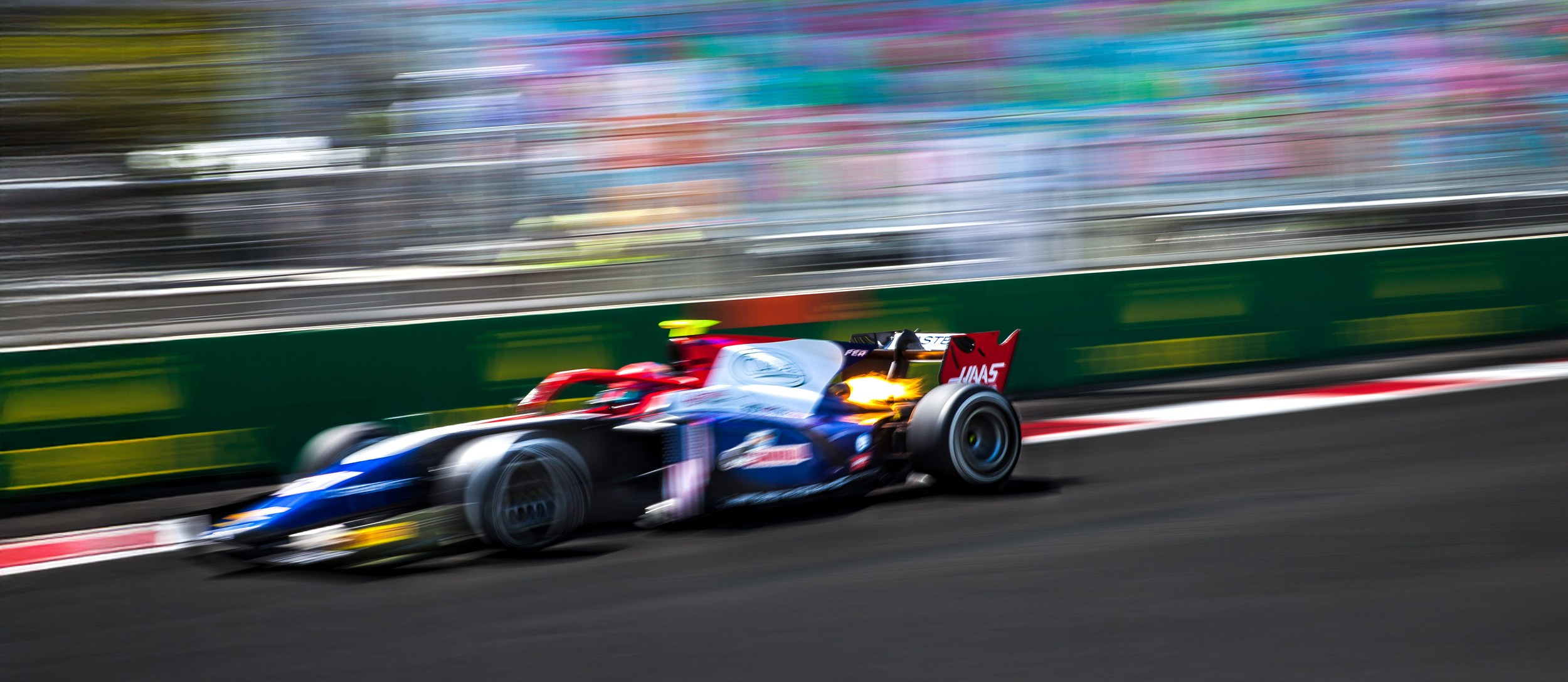 FORMULA 1. WORLDWIDE COMMERCIAL AUTOMOTIVE PHOTOGRAPHER