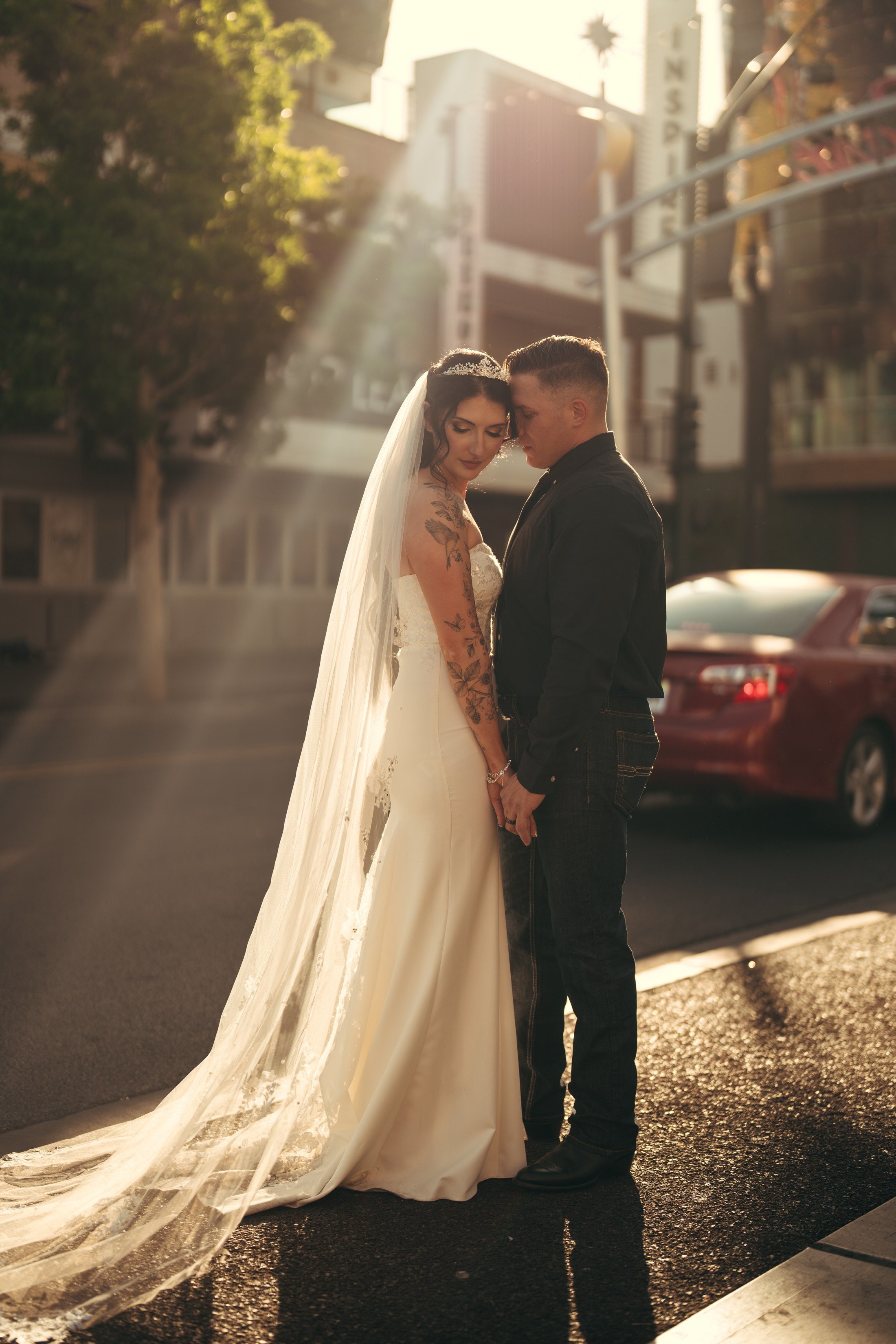 Krystina&Raymond. Wedding & elopement photographer Viktoriya Kravtsov. Las Vegas
