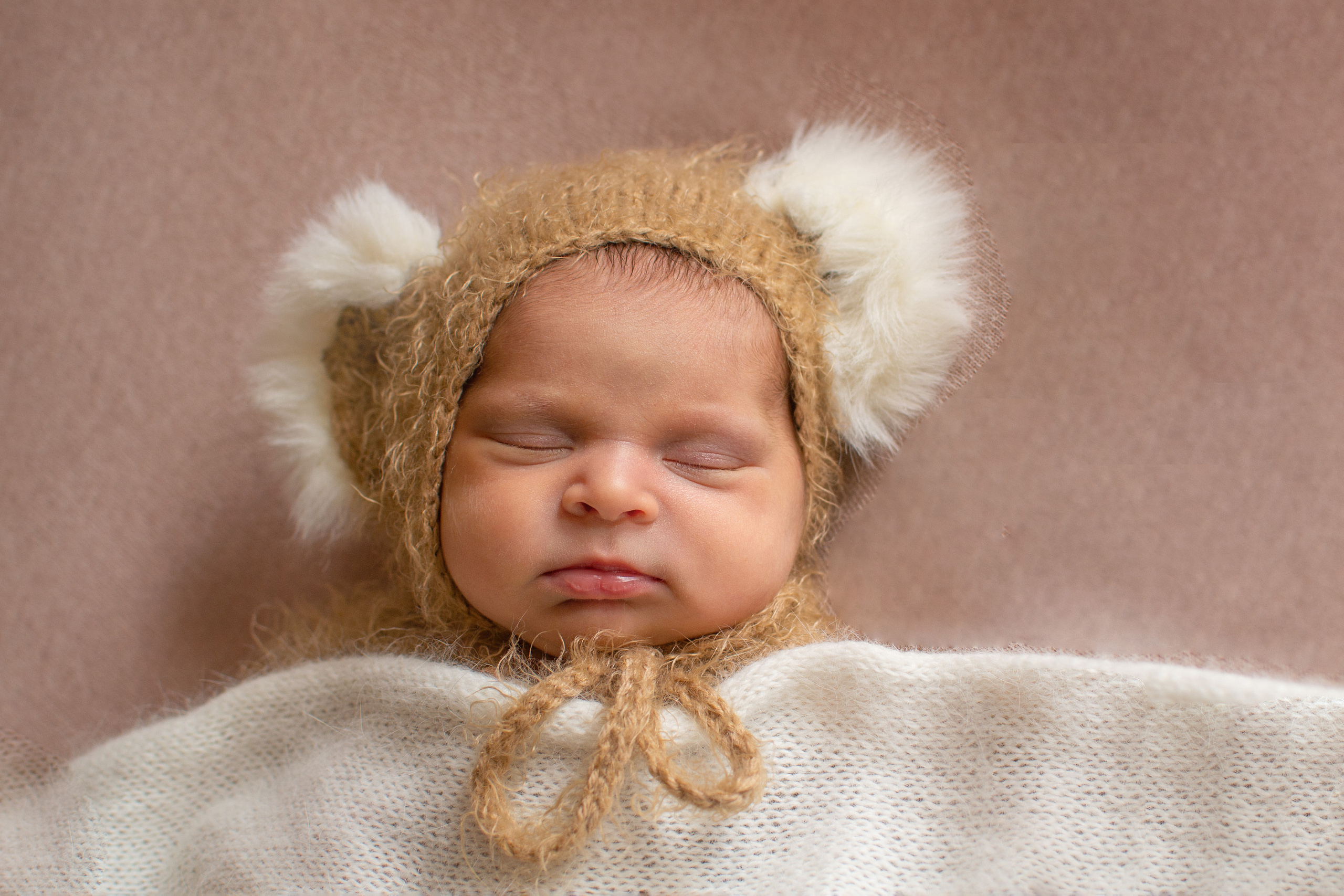 Анюта. Фотограф новорожденных в Темиртау и Караганде Любовь Жукова newborn