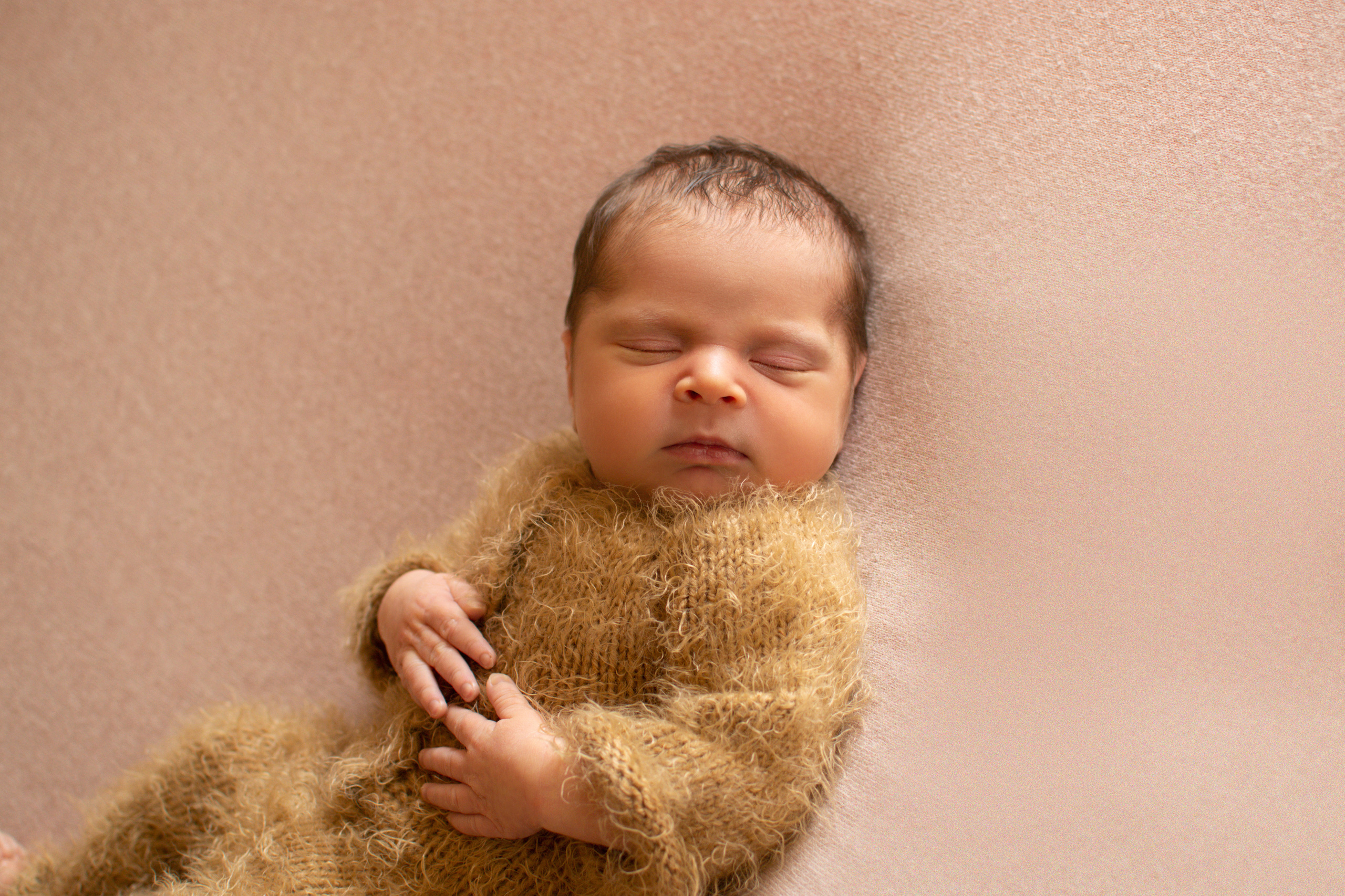 Анюта. Фотограф новорожденных в Темиртау и Караганде Любовь Жукова newborn