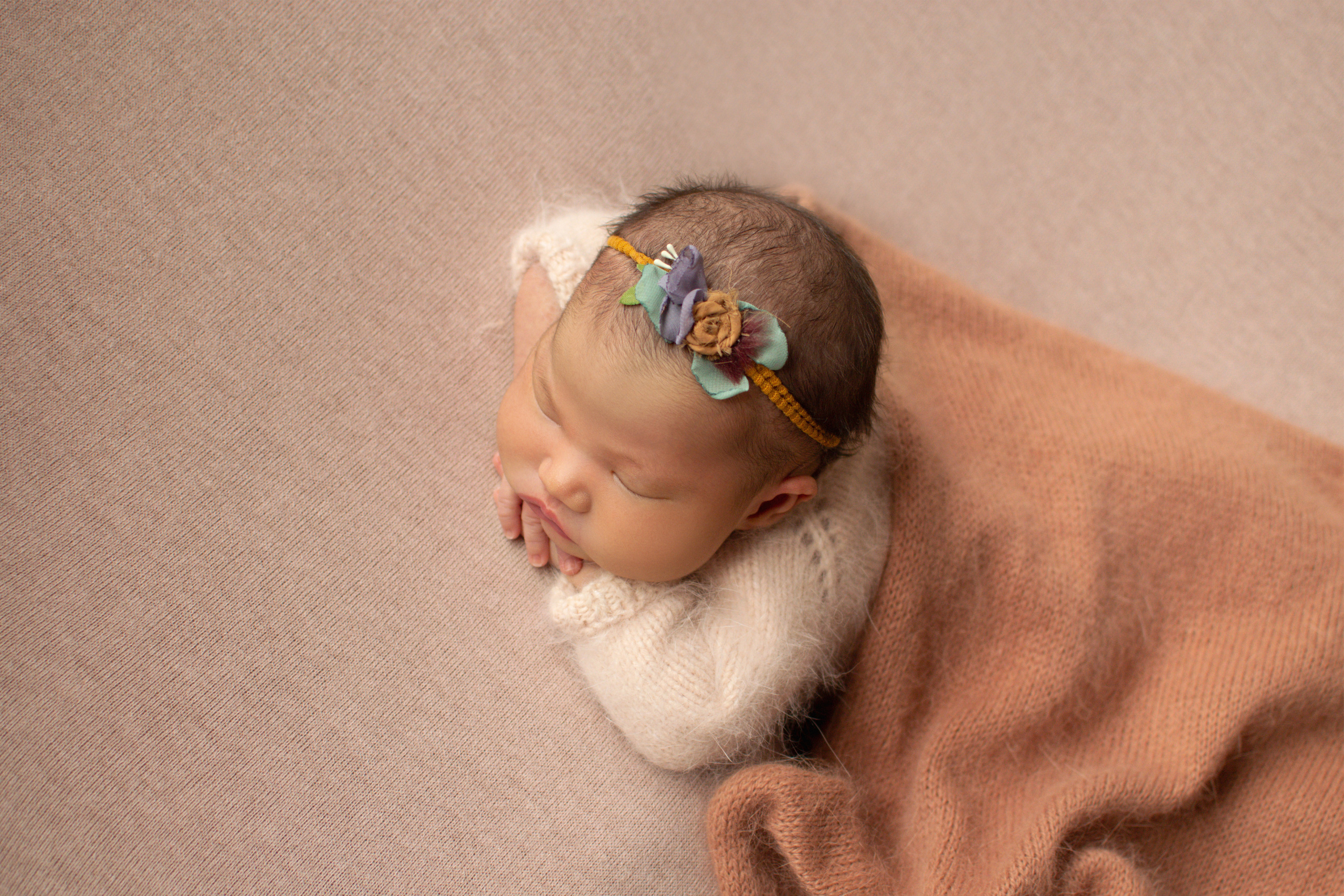 Ясина. Фотограф новорожденных в Темиртау и Караганде Любовь Жукова newborn