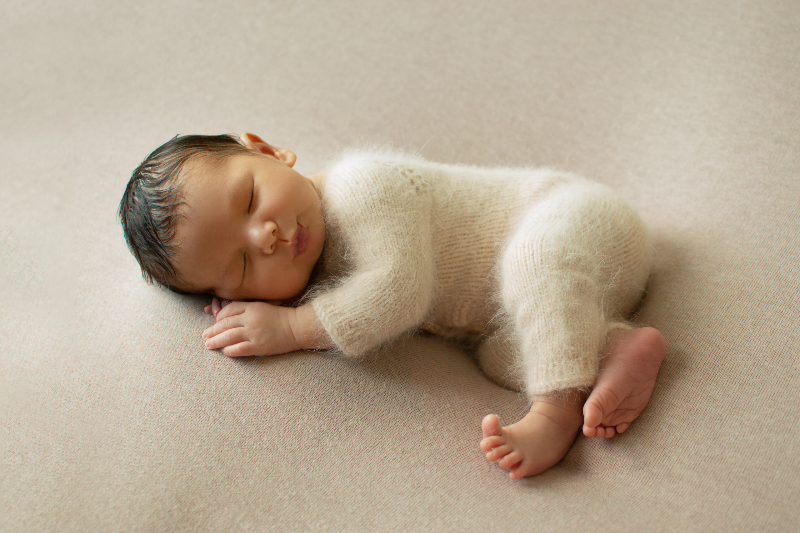 Аслан. Фотограф новорожденных в Темиртау и Караганде Любовь Жукова newborn