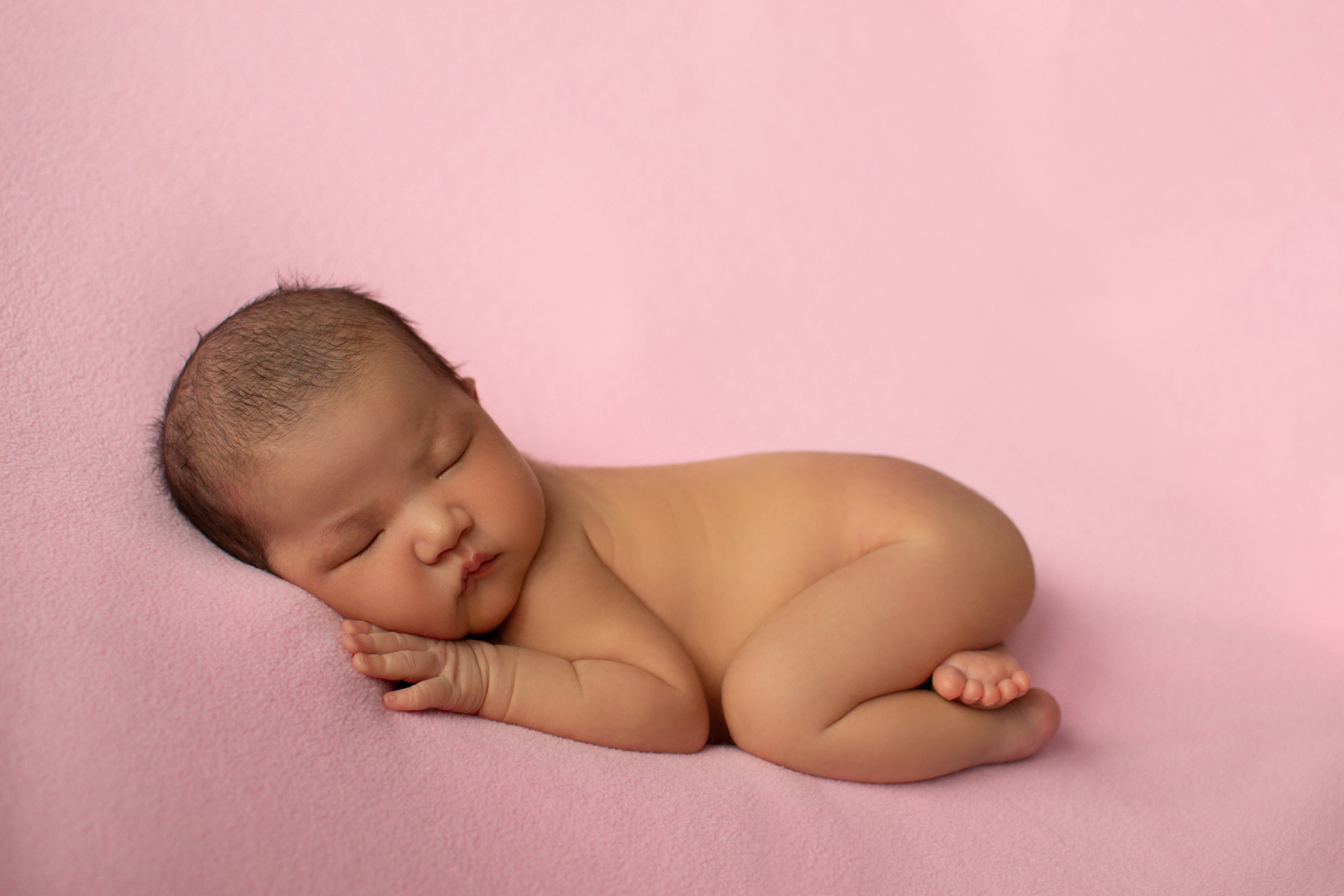 Новорожденные малыши (ньюборн newborn). Фотограф новорожденных в Темиртау и Караганде Любовь Жукова newborn