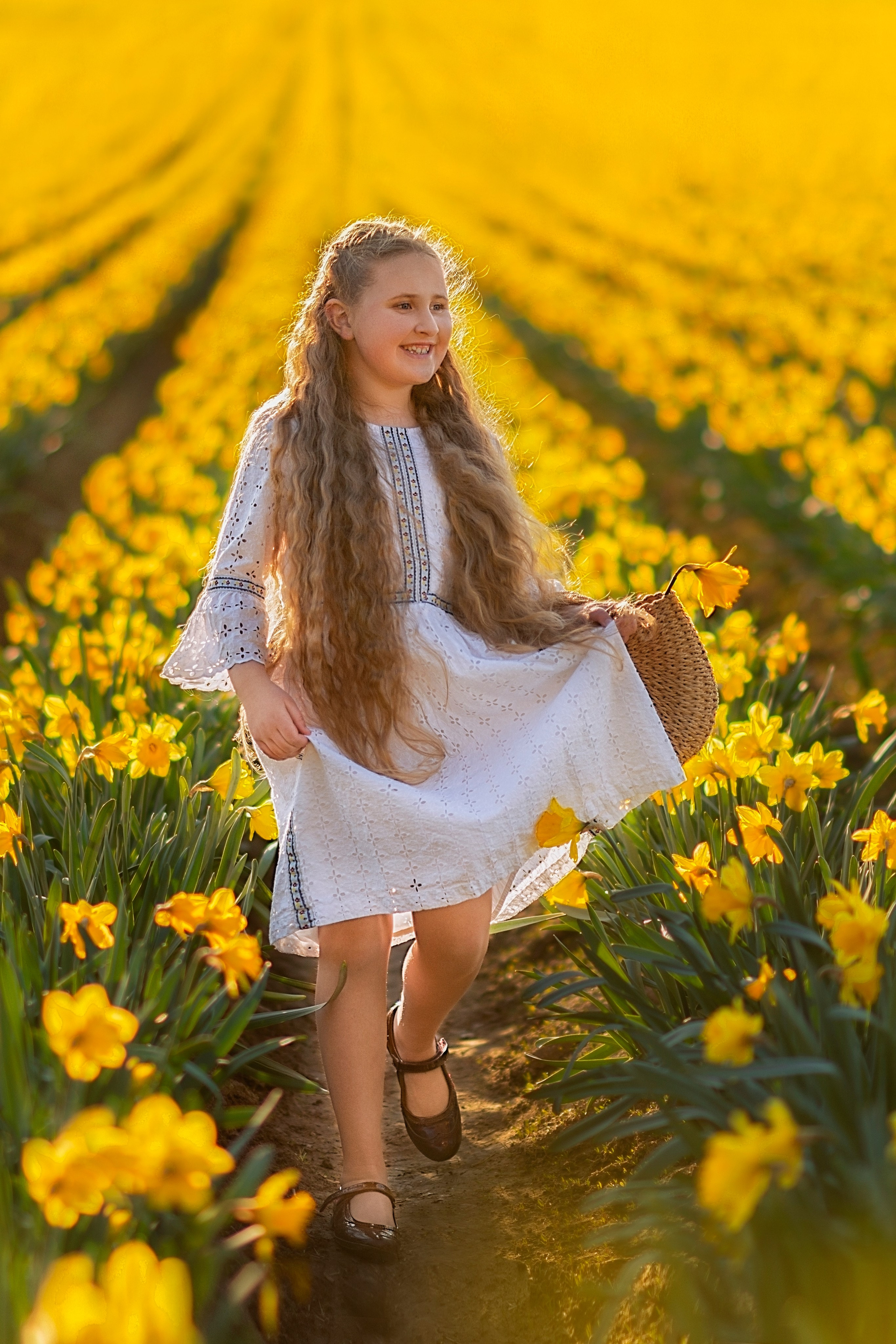 Daffodils. Wedding & portrait photography in the Seattle Area. Helen Michelle photographer