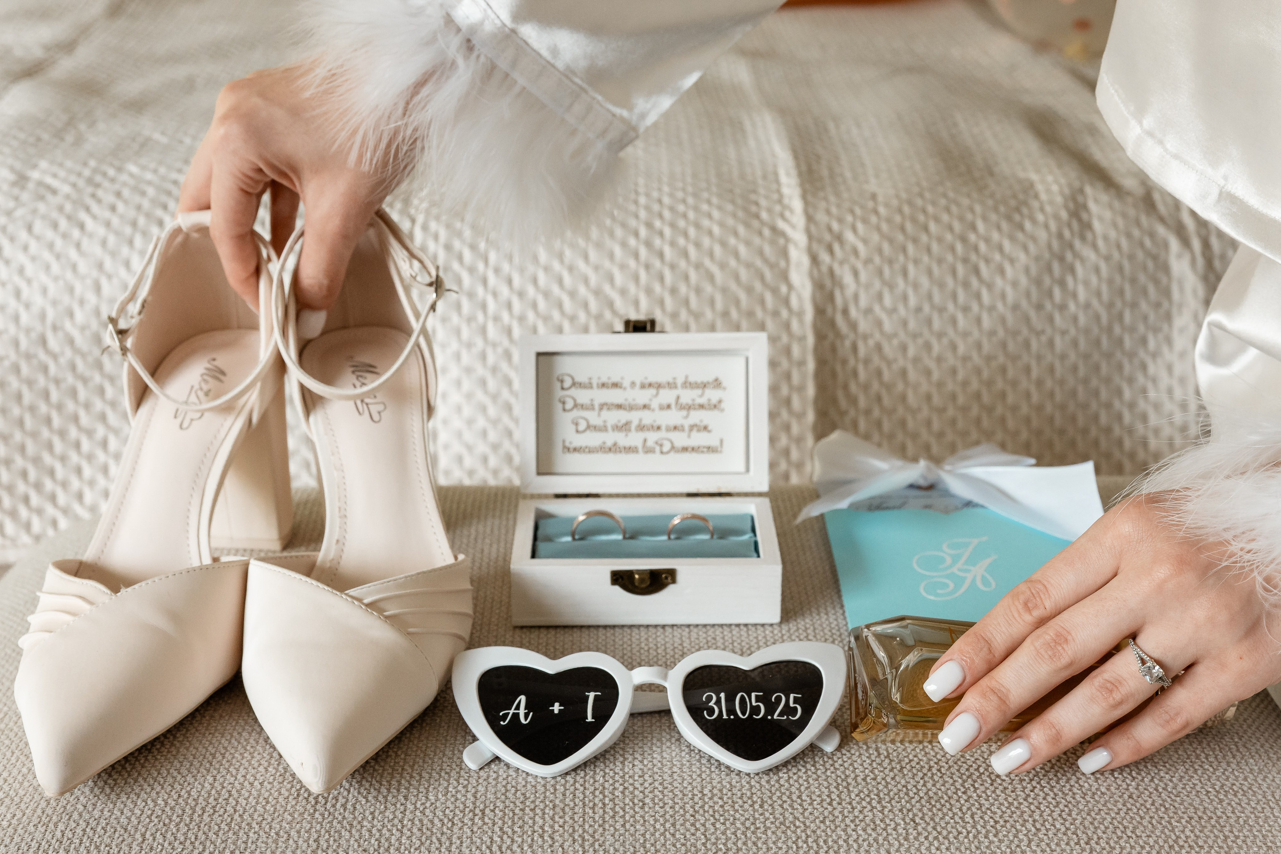 Adriana & Ionel. Home