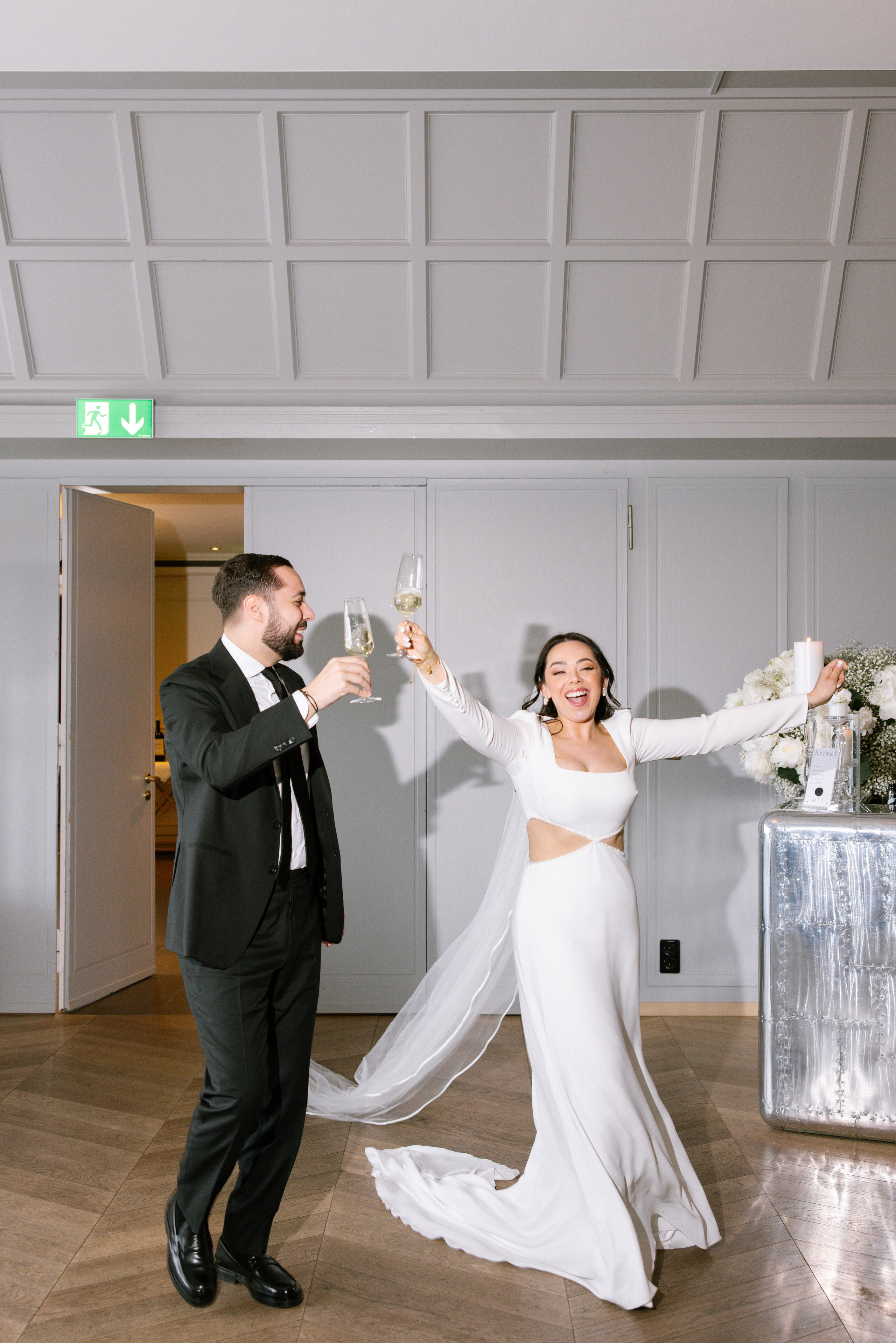 Unvergessliche Hochzeit am Zürichsee: Landgasthof Halbinsel Au. Familien- & Hochzeitsfotografin Schweiz. Valeria Diaz in Zürich und Umgebung
