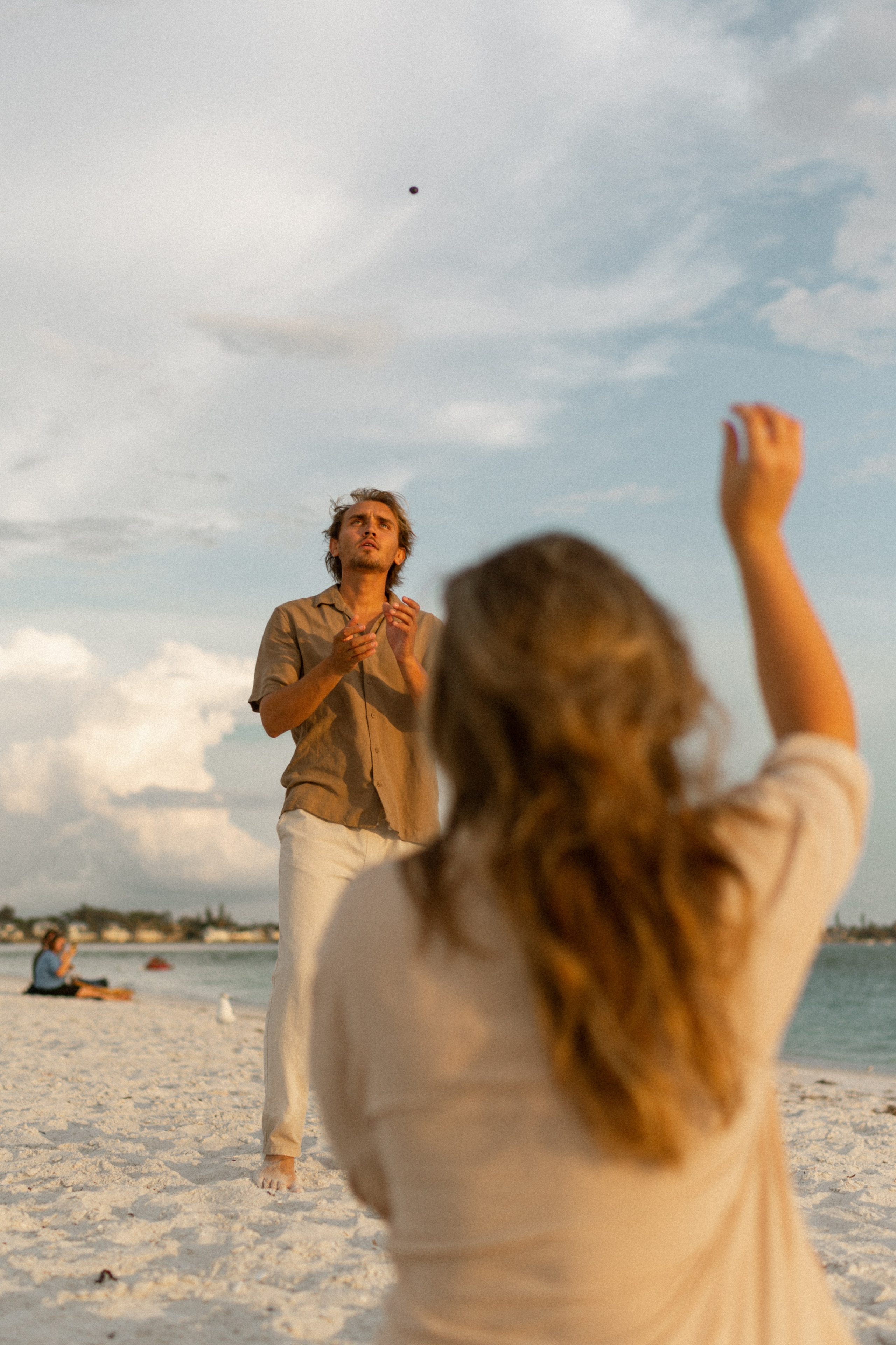 Olya & Misha. Ocean. Photographer Vladmir Gladkov