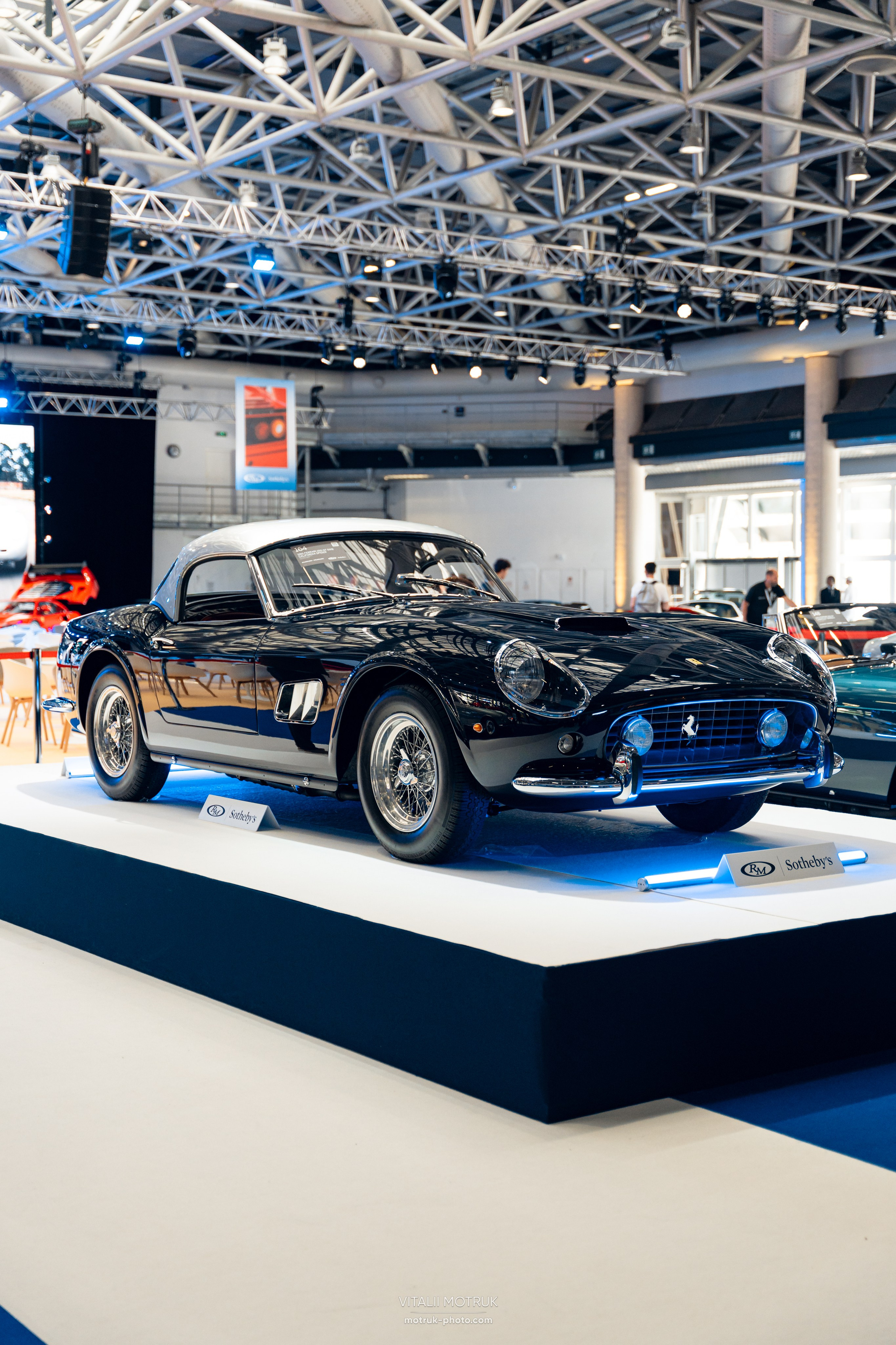 RM Sothebys 2026 Monaco. Photographe de voitures à Paris — Vitalii Motruk