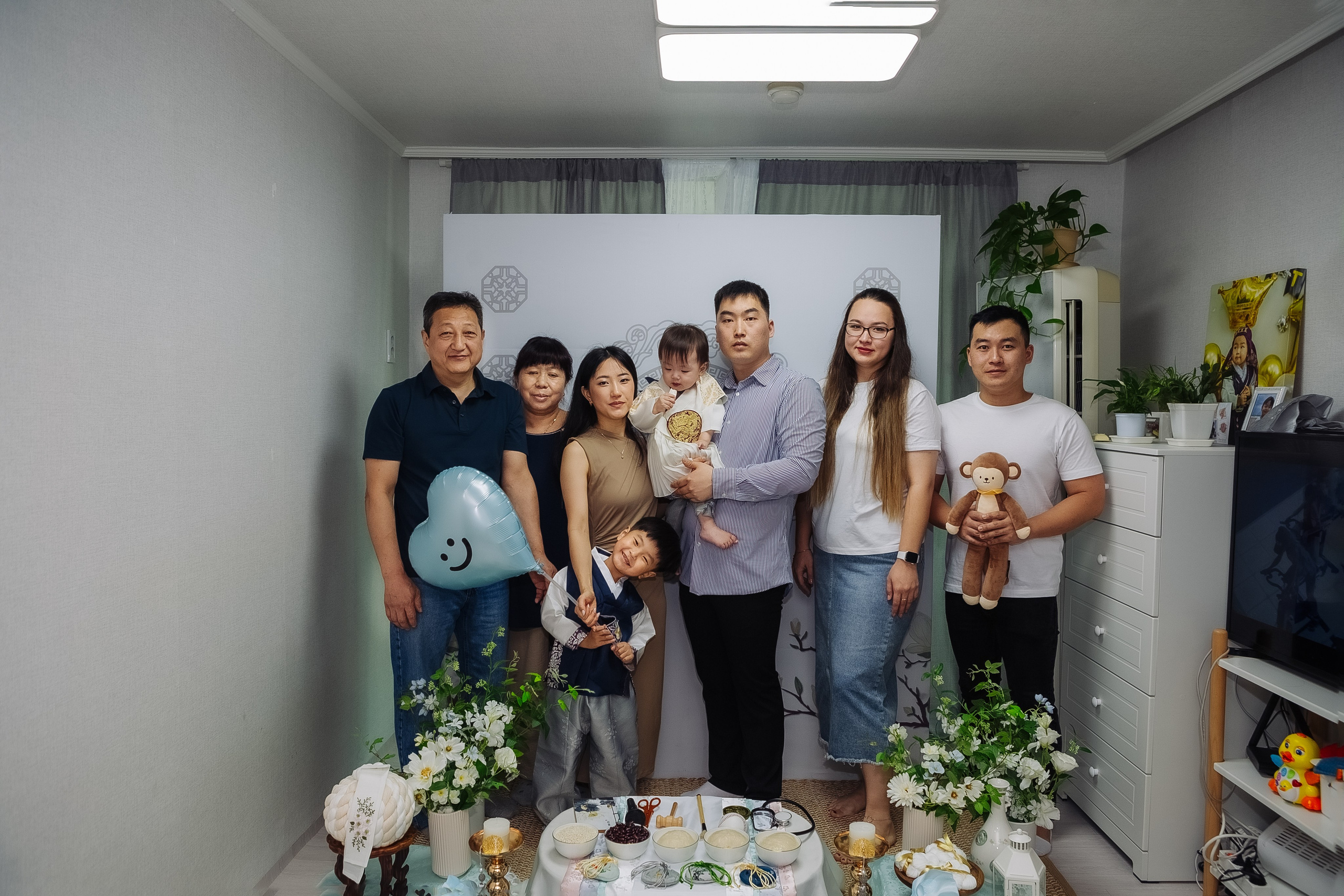 Тео дома и в ресторане. Фотограф беременности, ньюборн и годовасиков в Корее Жанна Хан