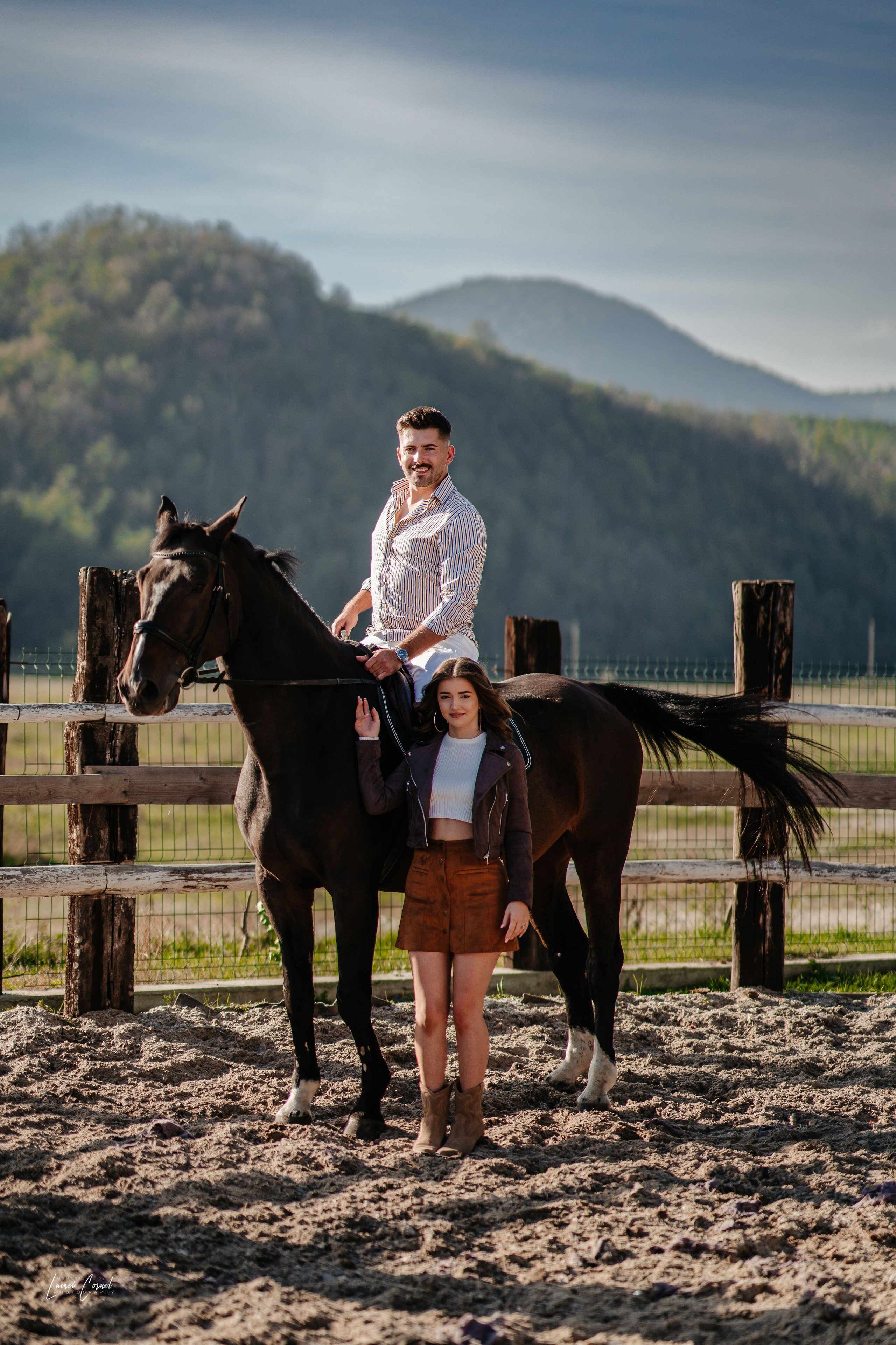 Save The Date – Emoție și anticipare. Fotograf de nuntă, corporate, botezuri, majorate și aniversări Roman, Lucaci Cornel