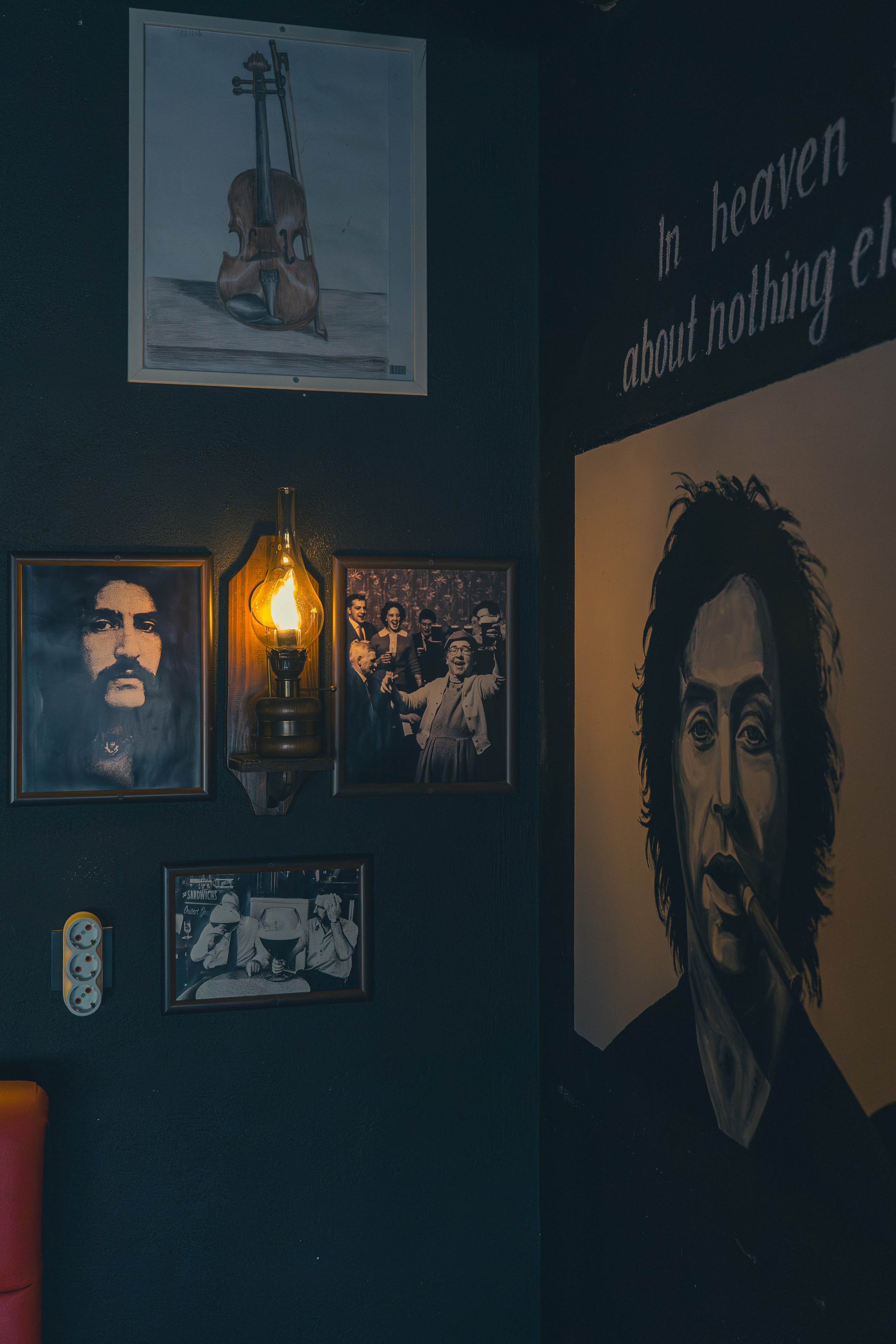 My Friends Pub. UNRATED PHOTO