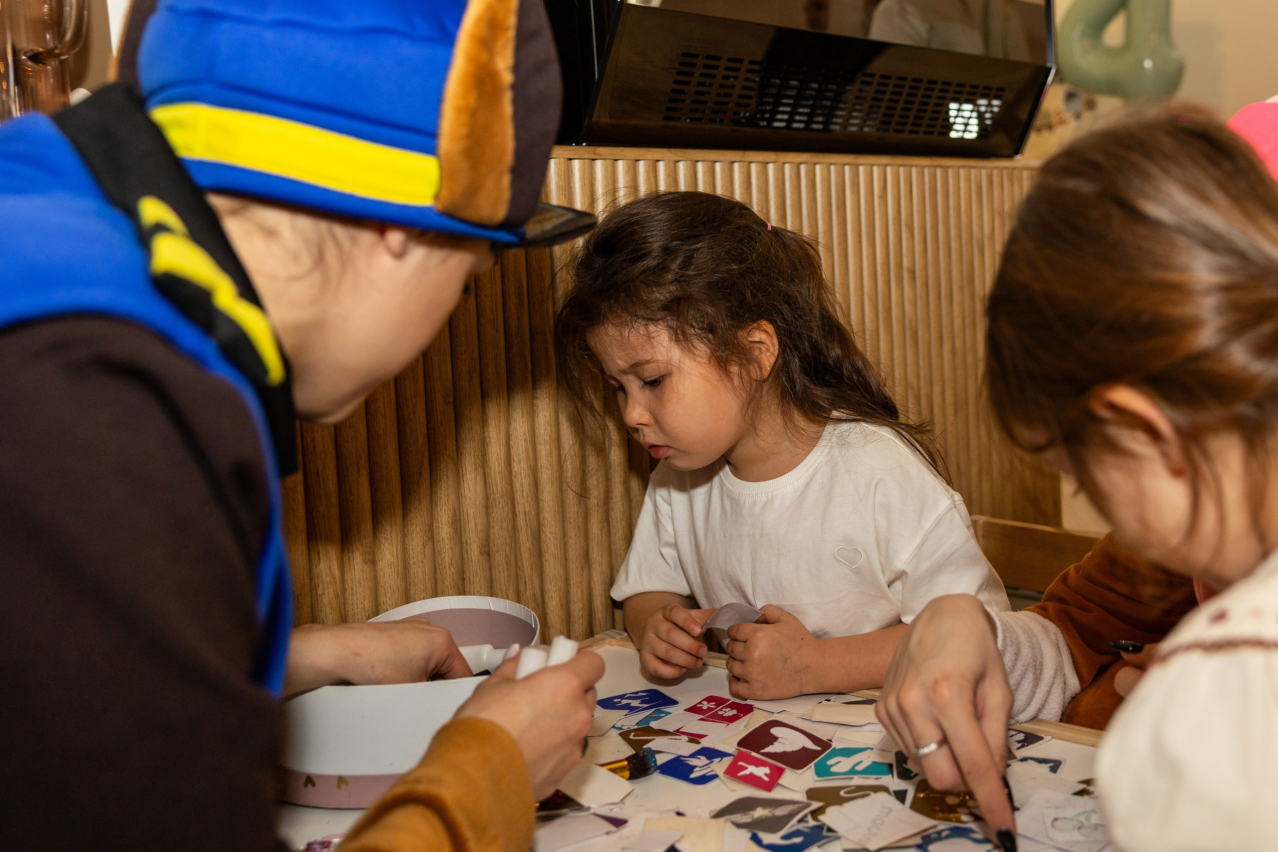 День рождения Артёма 24 января 2026 года. Семейный и детский фотограф в Варшаве Мила Бобровская