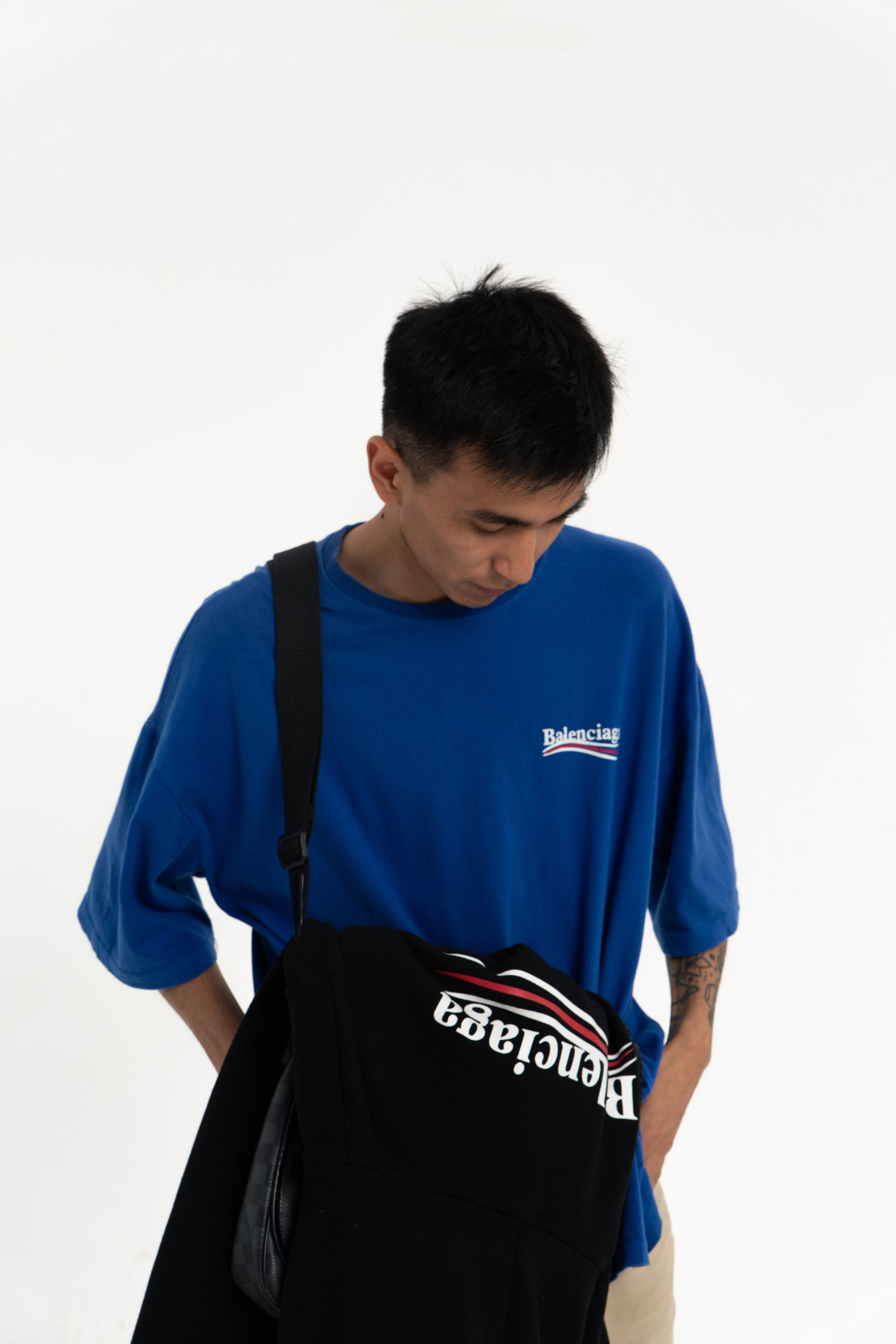 Davran. Thrift shop. Photographer Vladmir Gladkov