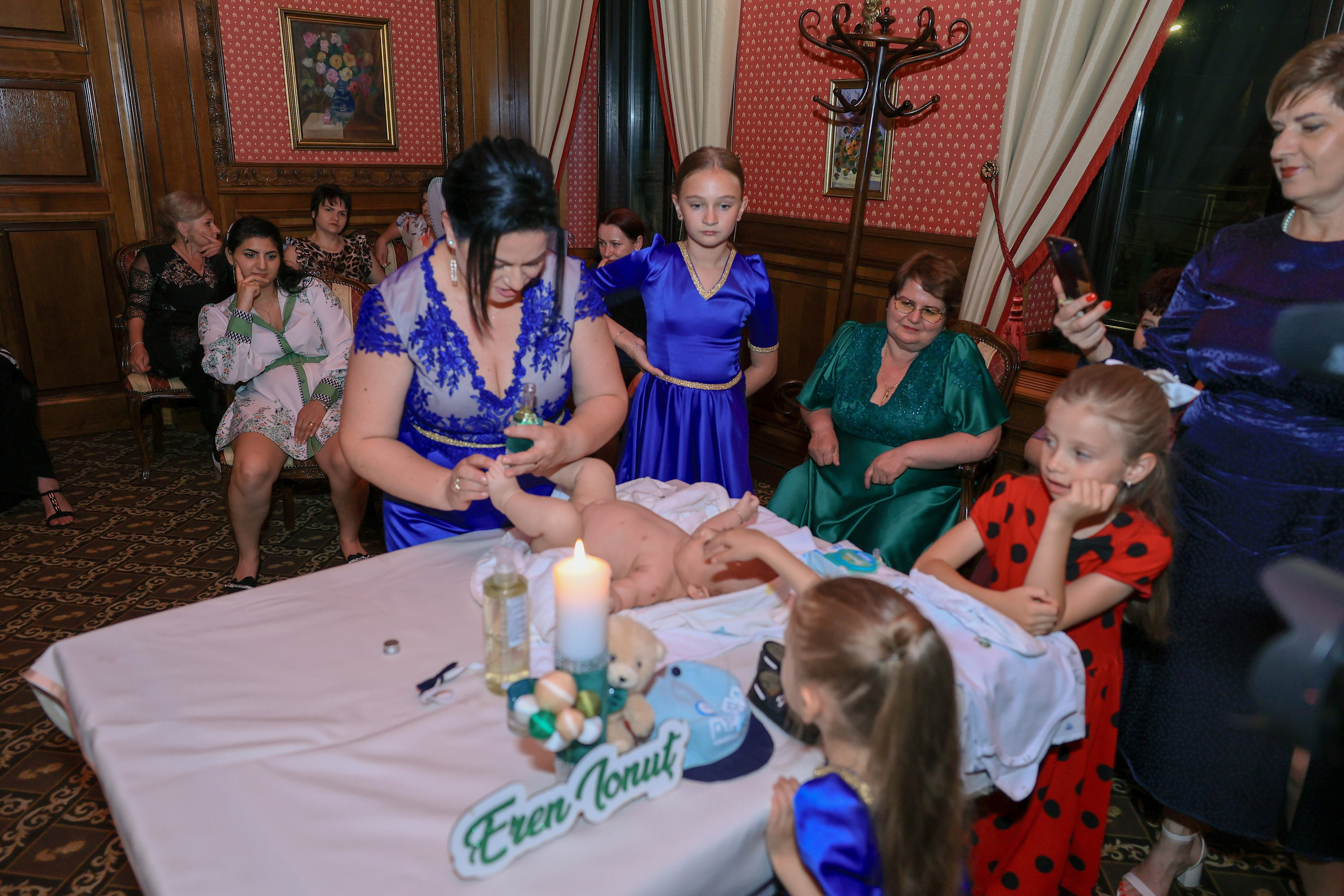 Eren Ionut. Moments By Gub