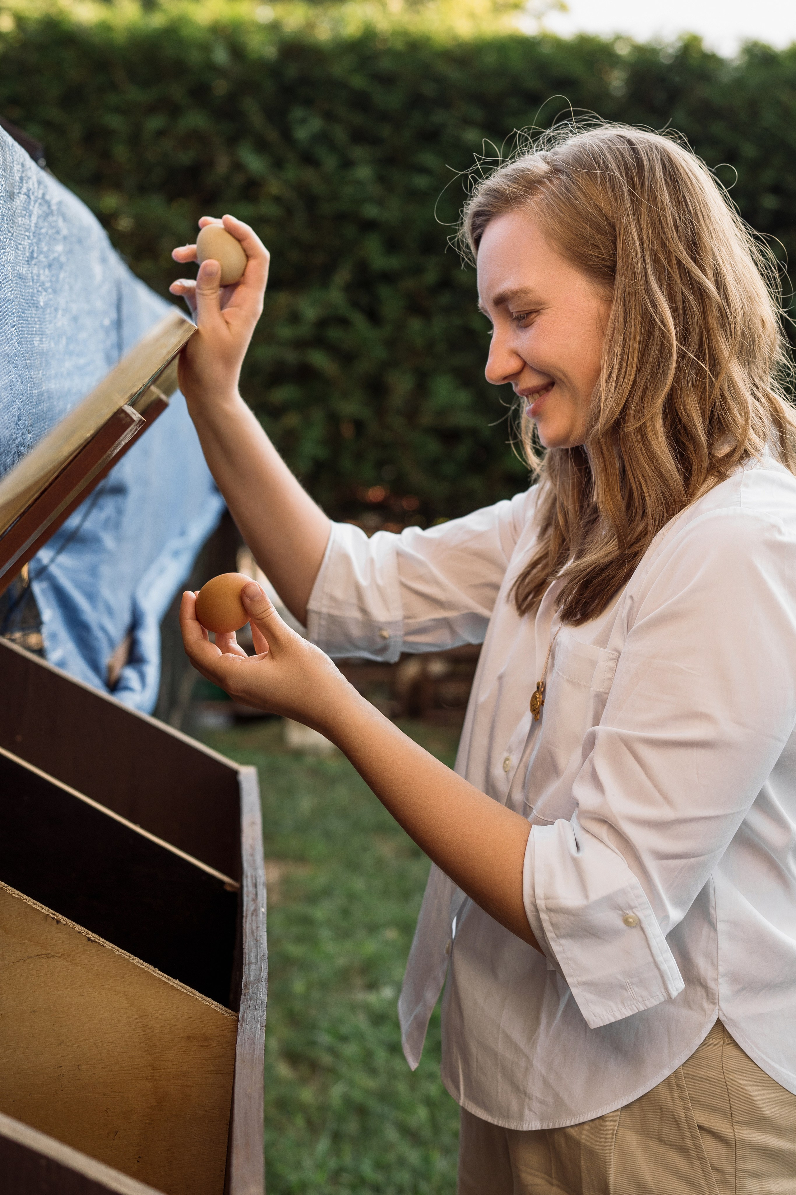 Big happy family. At home. Wedding and family photographer and videographer PA, NJ, NY, DE, MD