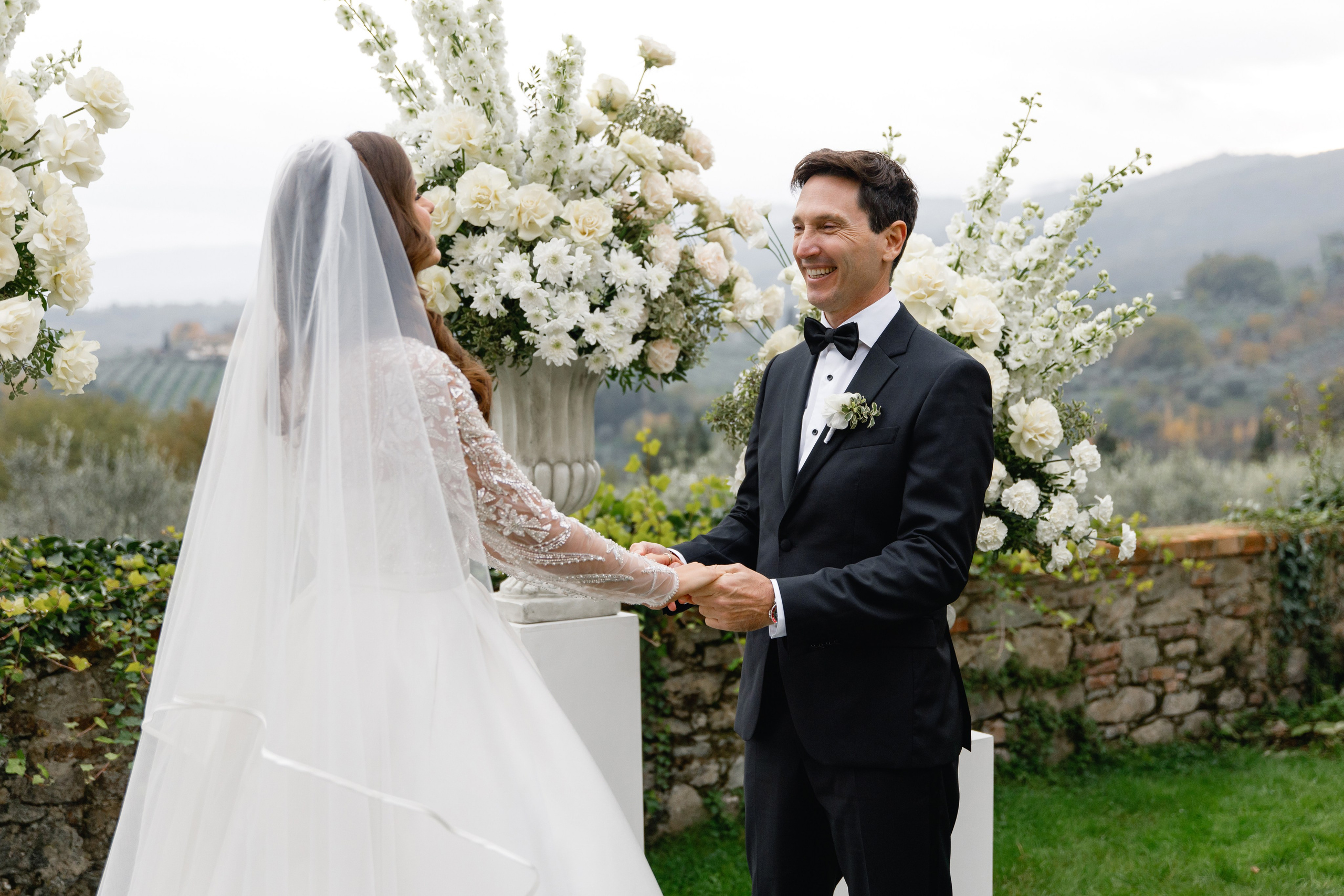 Destination wedding Photographer Italy Tuscany Rome Como Umbria. Wedding Photographer Rome Tuscany Como Sicily Puglia Amalfy Italy- Oksana Savenchuk