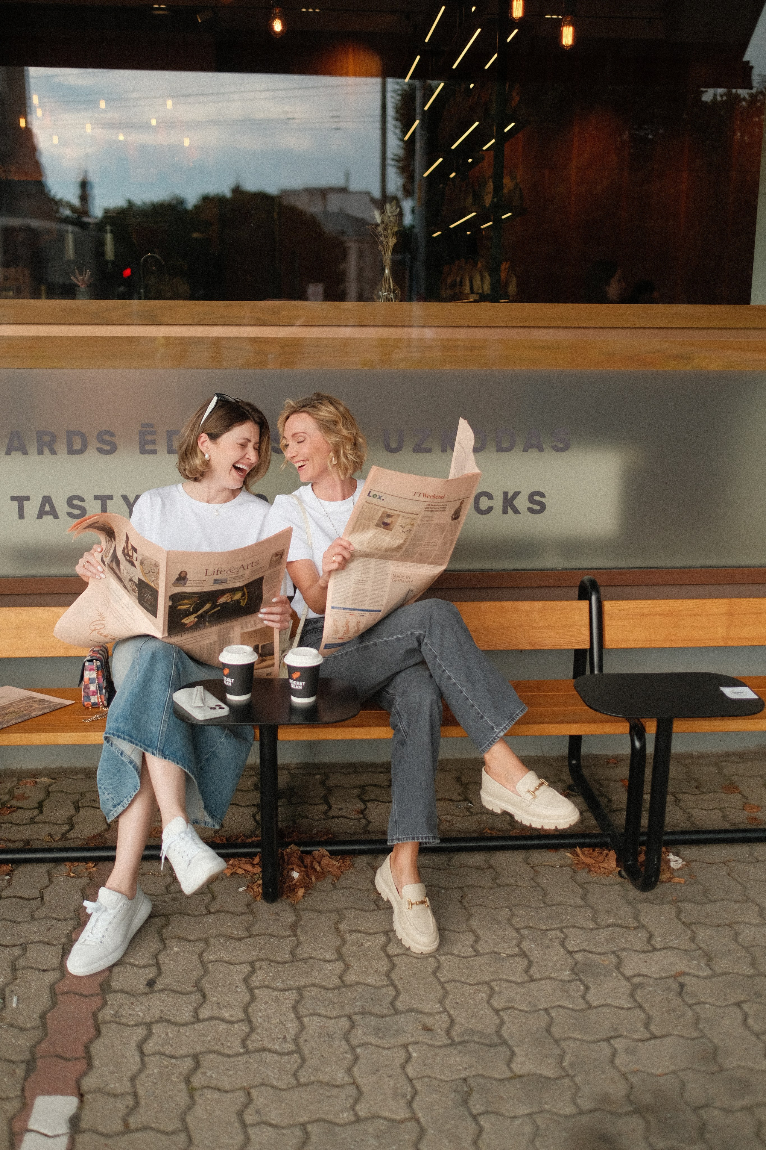 Две подружки в Риге. Свадебный фотограф в Риге — Вячеслав Лучненков