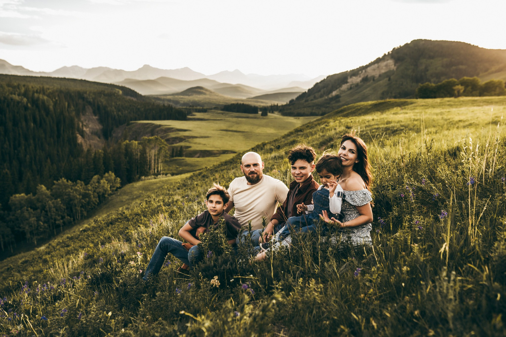 Family. Wedding and family photographer in Calgary Kate Beliaeva