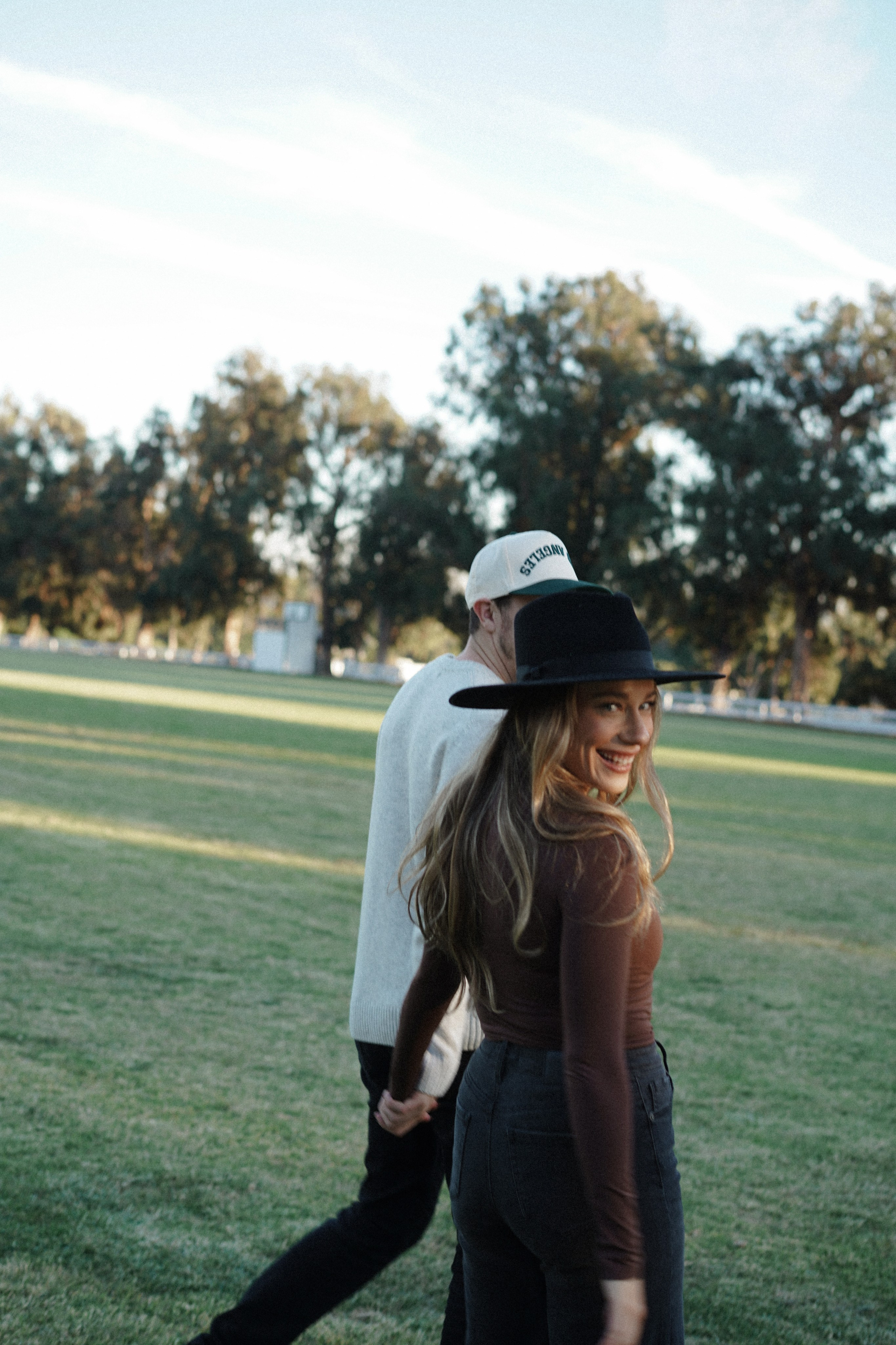 Love story photoshoot. Engagement photoshoot. Couple photoshoot. Malibu. Family photoshoot, Get away photoshoot in California. Beautiful love story photoshoot.