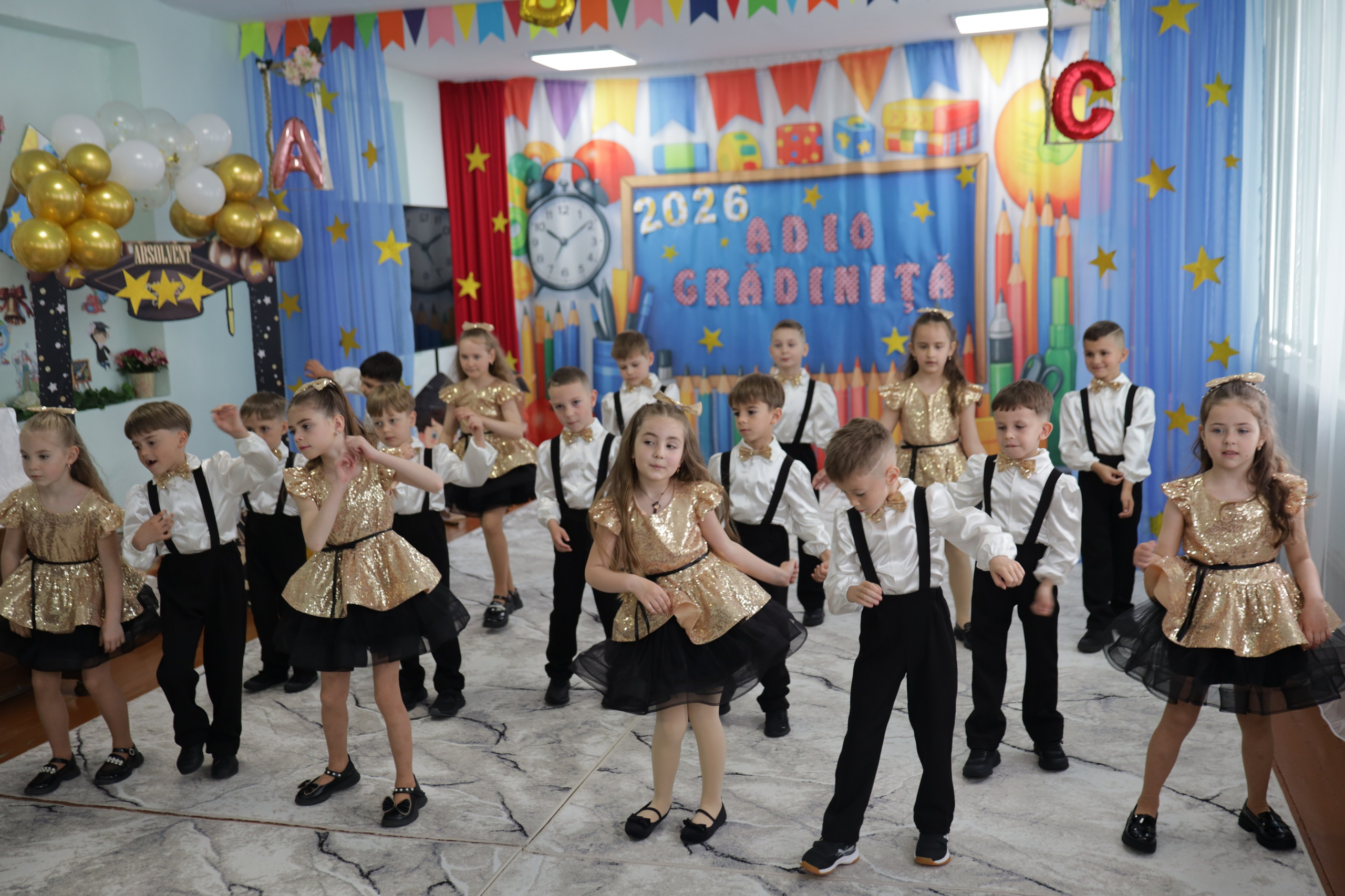 O filă de copilărie.... Alika Dia- Fotograf în Republica Moldova, Strășeni