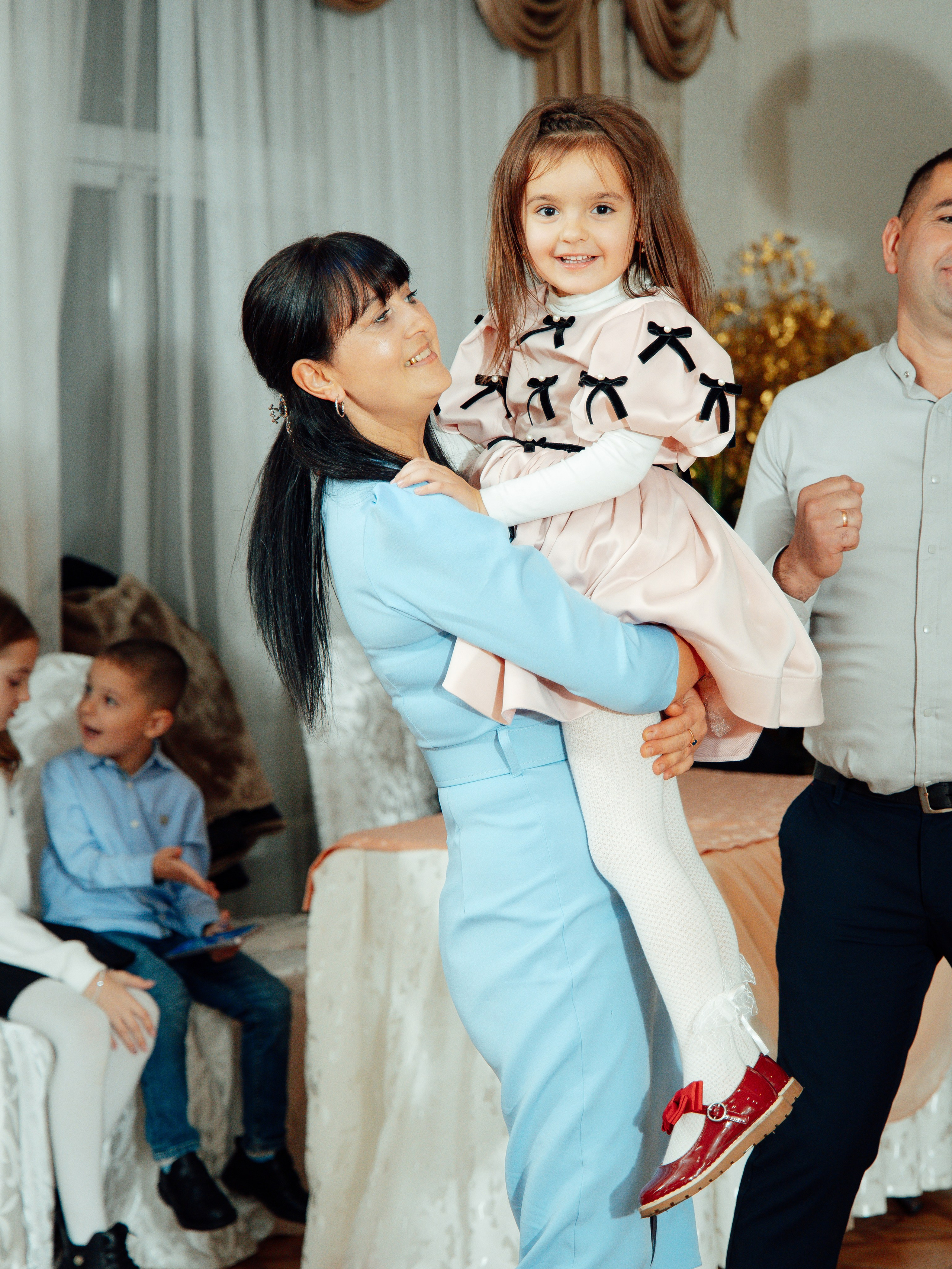 Cumetrie. Свадебный Фотограф, Детский и семейый Фотограф Молдова