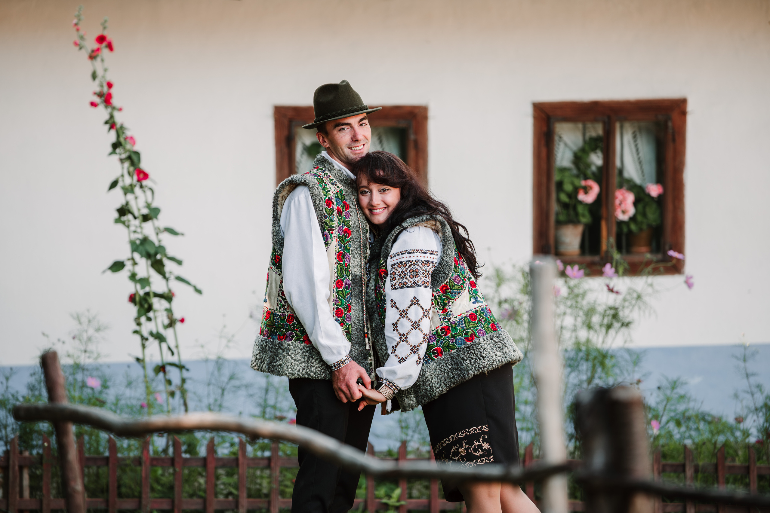 Ședință Foto Save the Date | Sabina & Ionuț | Muzeul Satului Bucovinea