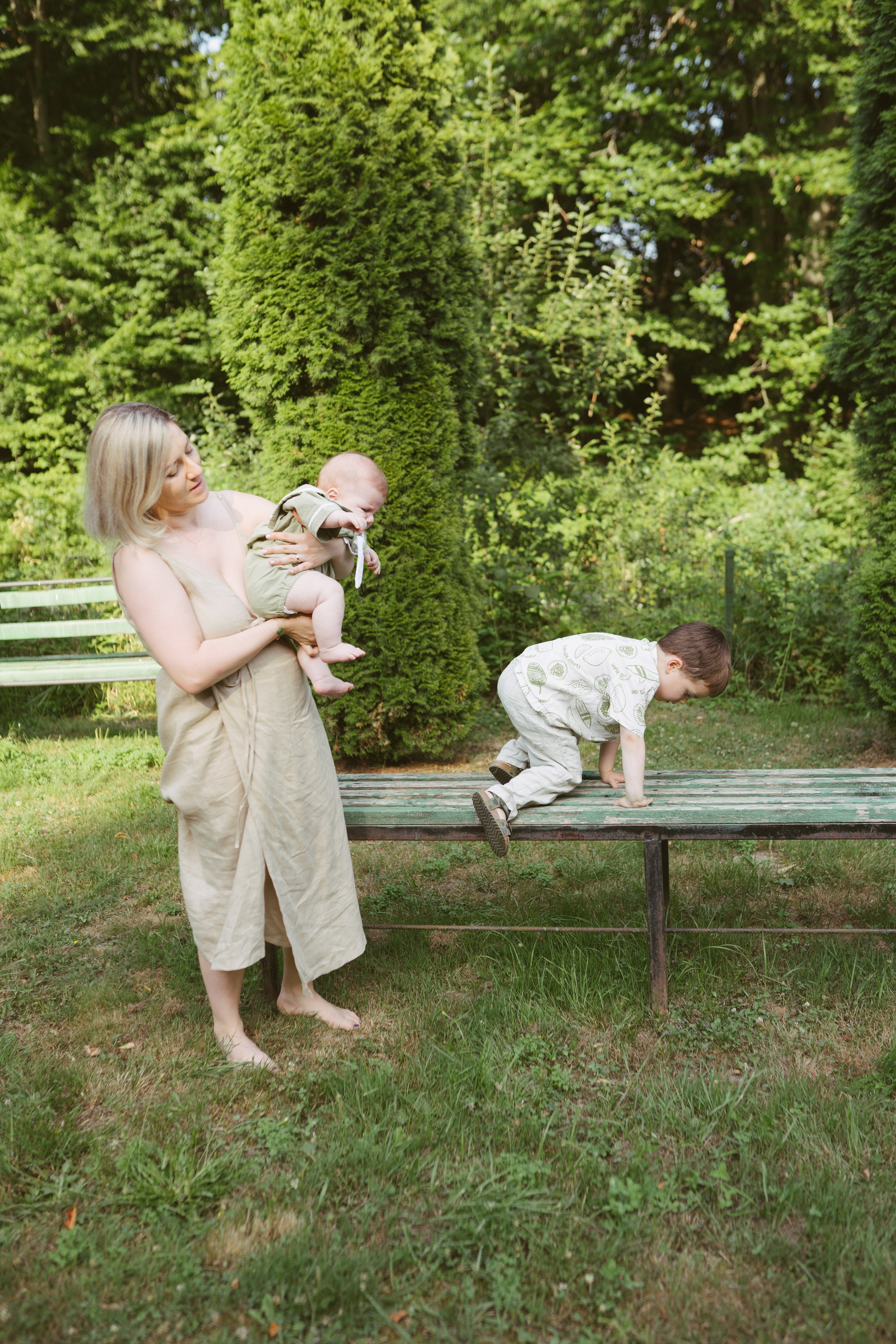 Fotografie de Eveniment Brașov: Povești Vizuale | Mădălina Beda. Madalina Beda- Artist vizual, fotograf, doula la nastere, consultant babywearing Brasov si in toata tara