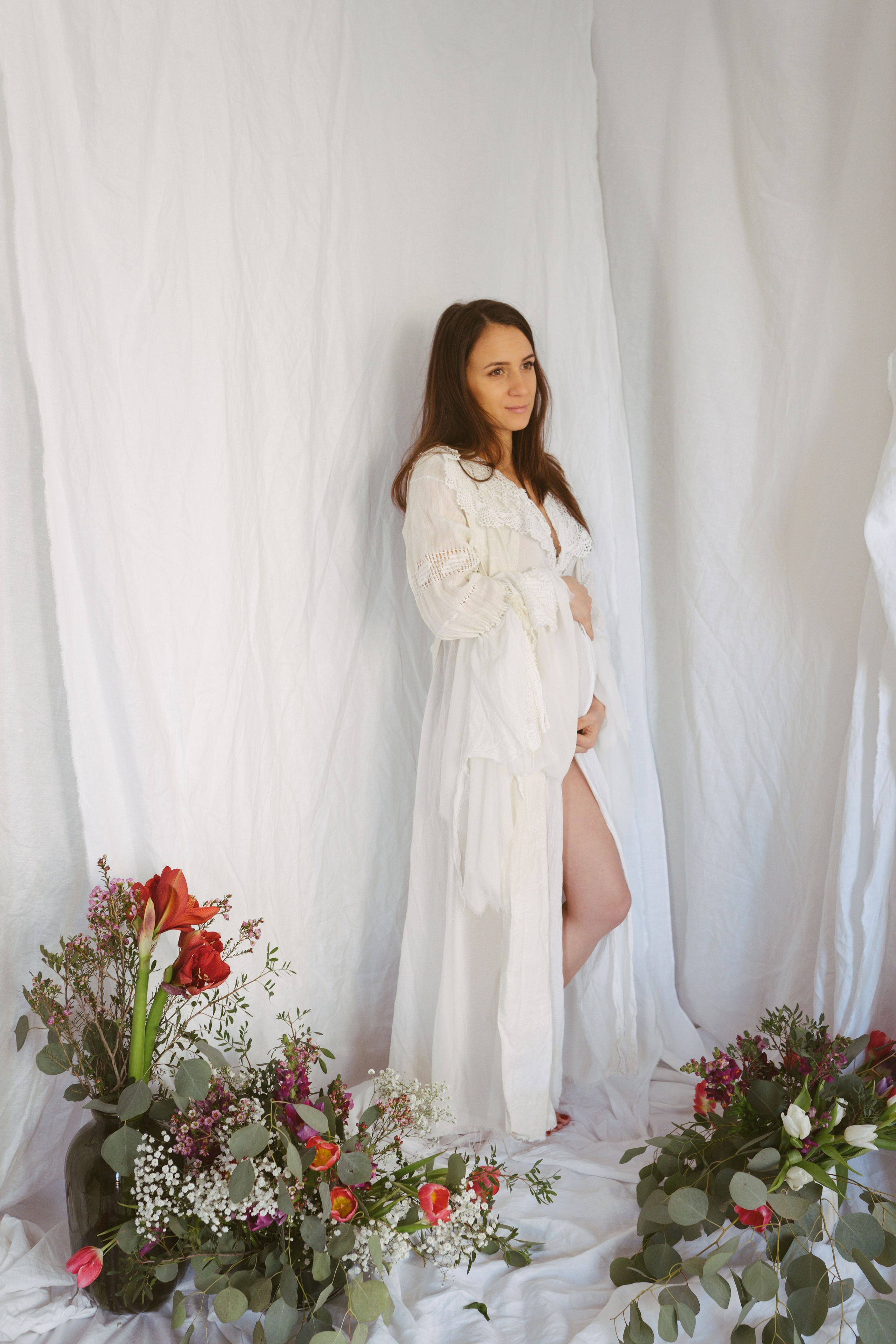 Ședințe Foto Primăvara Colorată Brașov | Mădălina Beda. Madalina Beda- Artist vizual, fotograf, doula la nastere, consultant babywearing Brasov si in toata tara