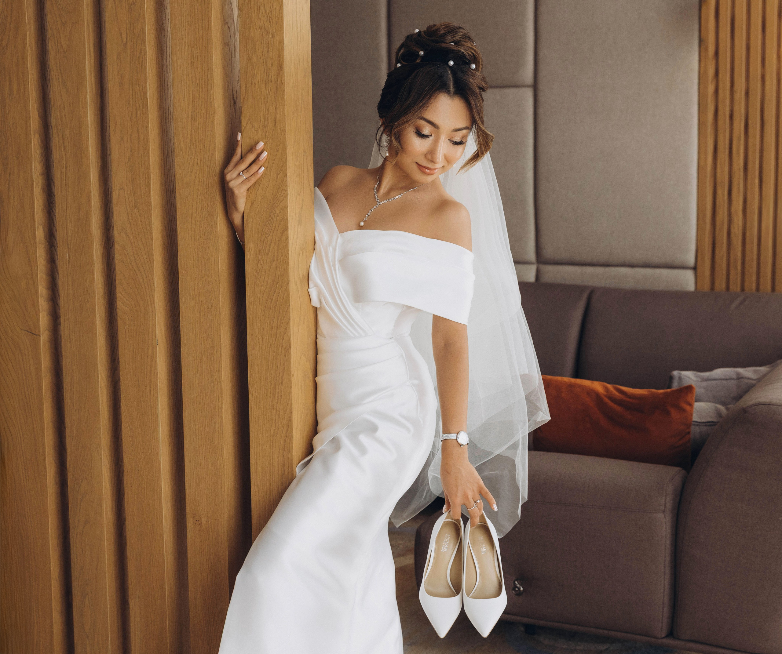 Мадина@Женя. Валерия Вартанова. Фотограф