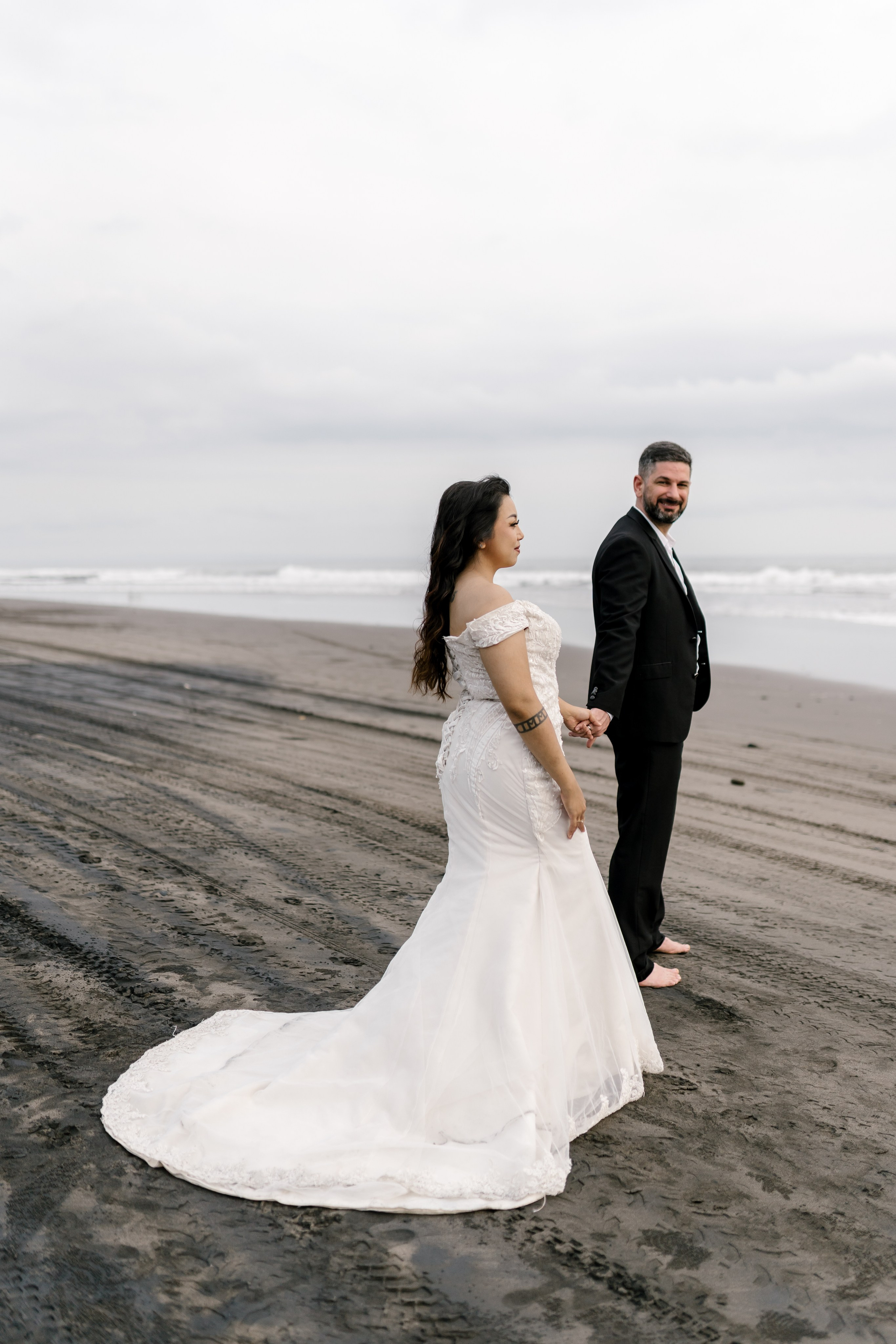 Honeymoon Photoshoot in Bali. Female Photographer in Bali