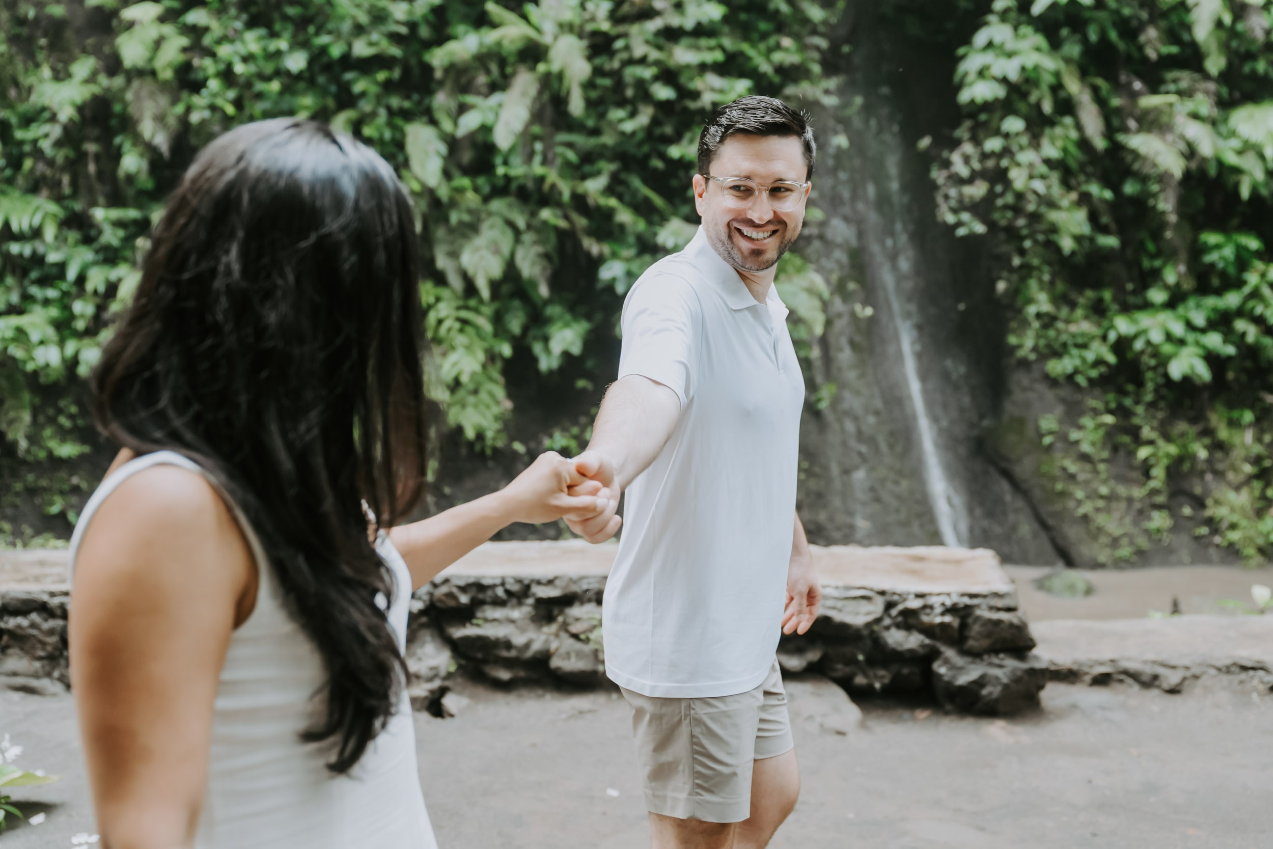 Marriage Proposal. Female Photographer in Bali