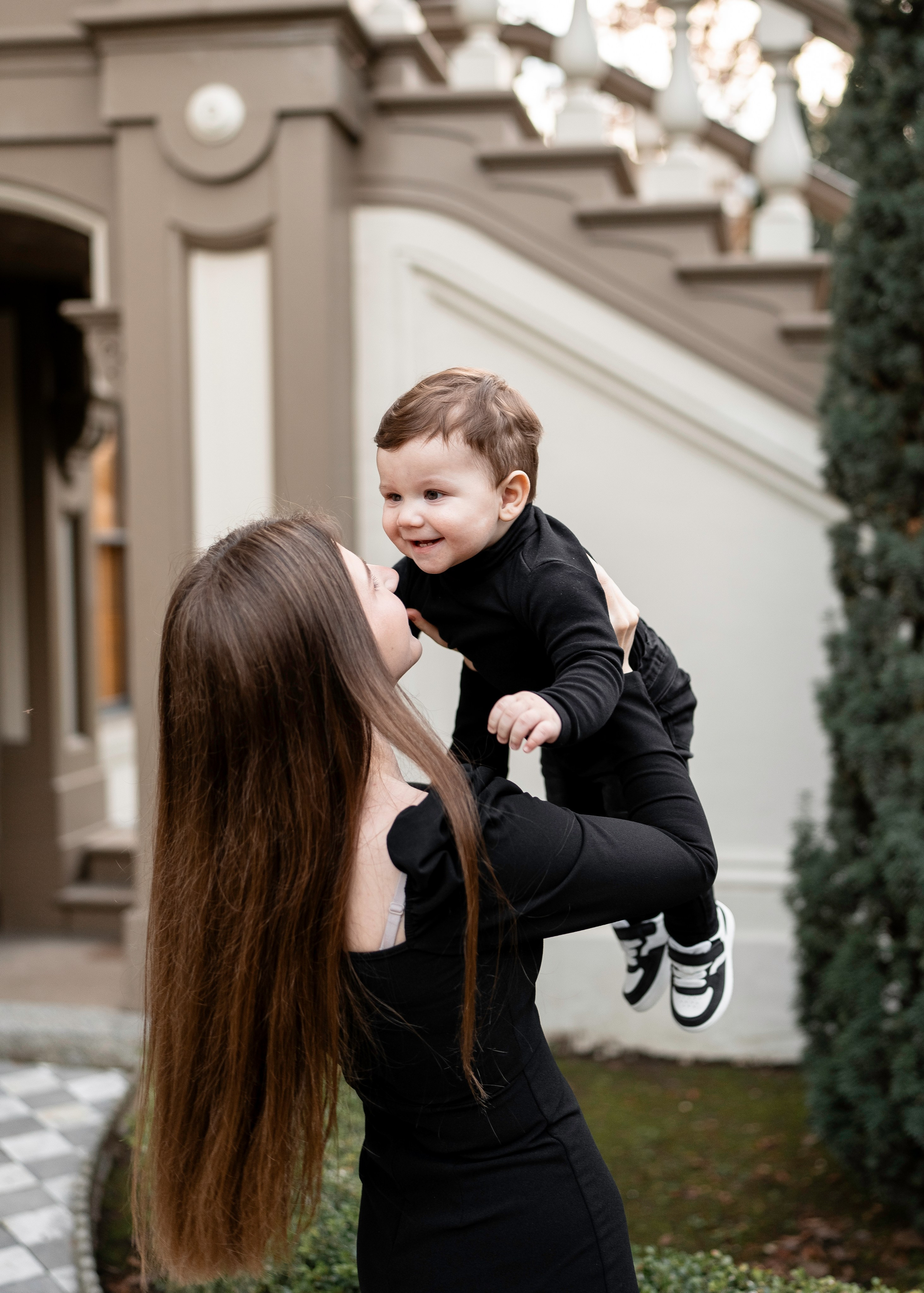 Artem, Nadia & Elisha. Family photographer in Sacramento | Sofia Pavenko