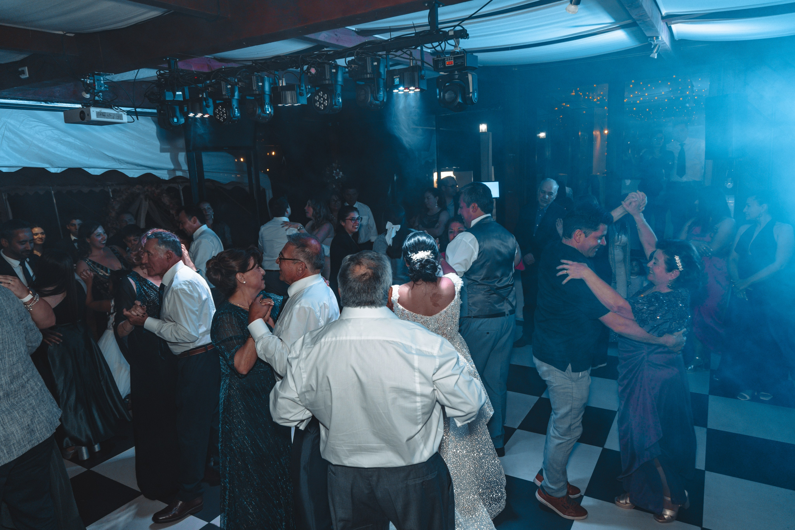 Katherin y Daniel. Dinka & Emilio - El arte de preservar lo que no se repite