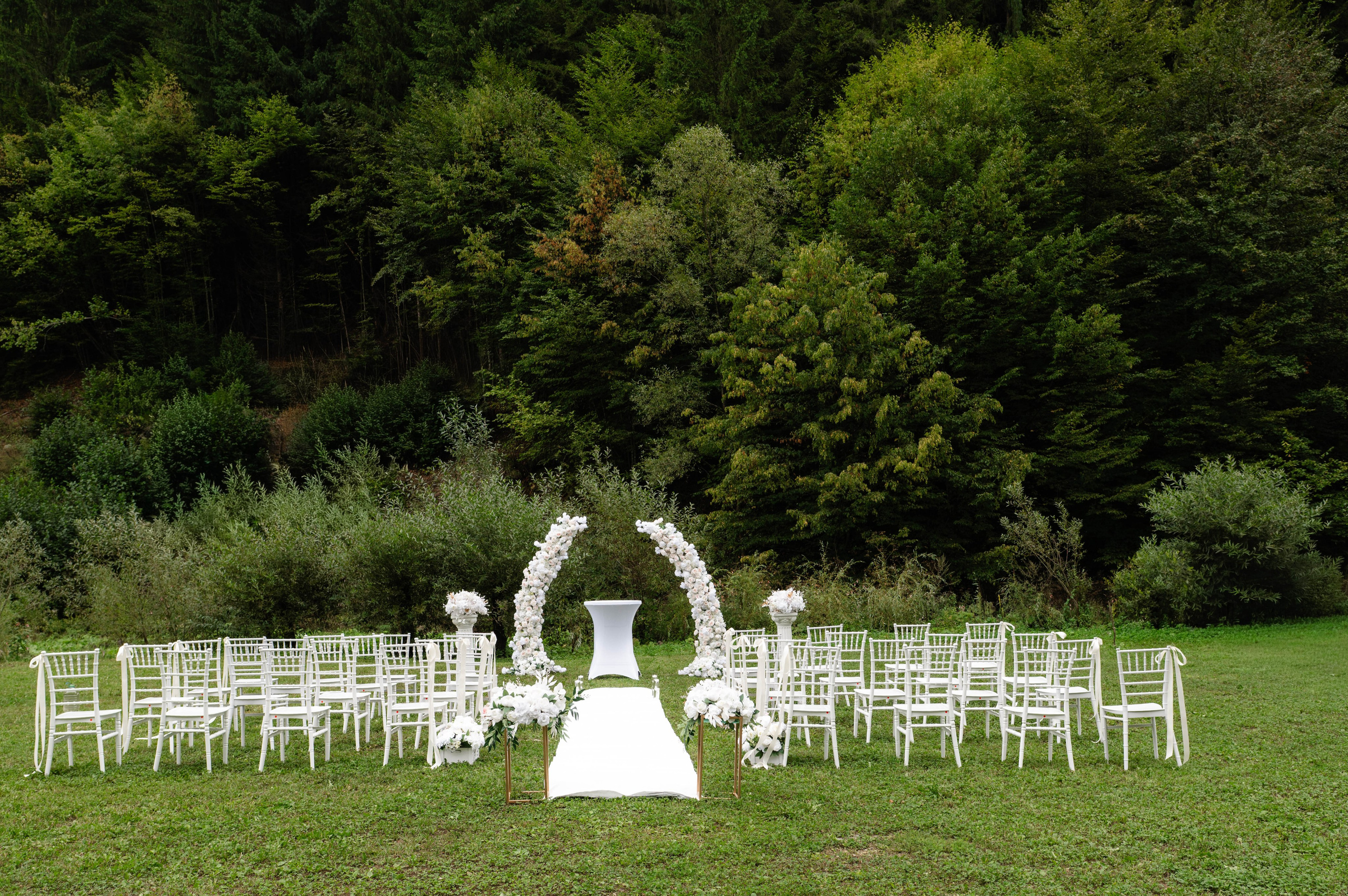 Bianca + Mihai. Alexandra Hanu Photographer