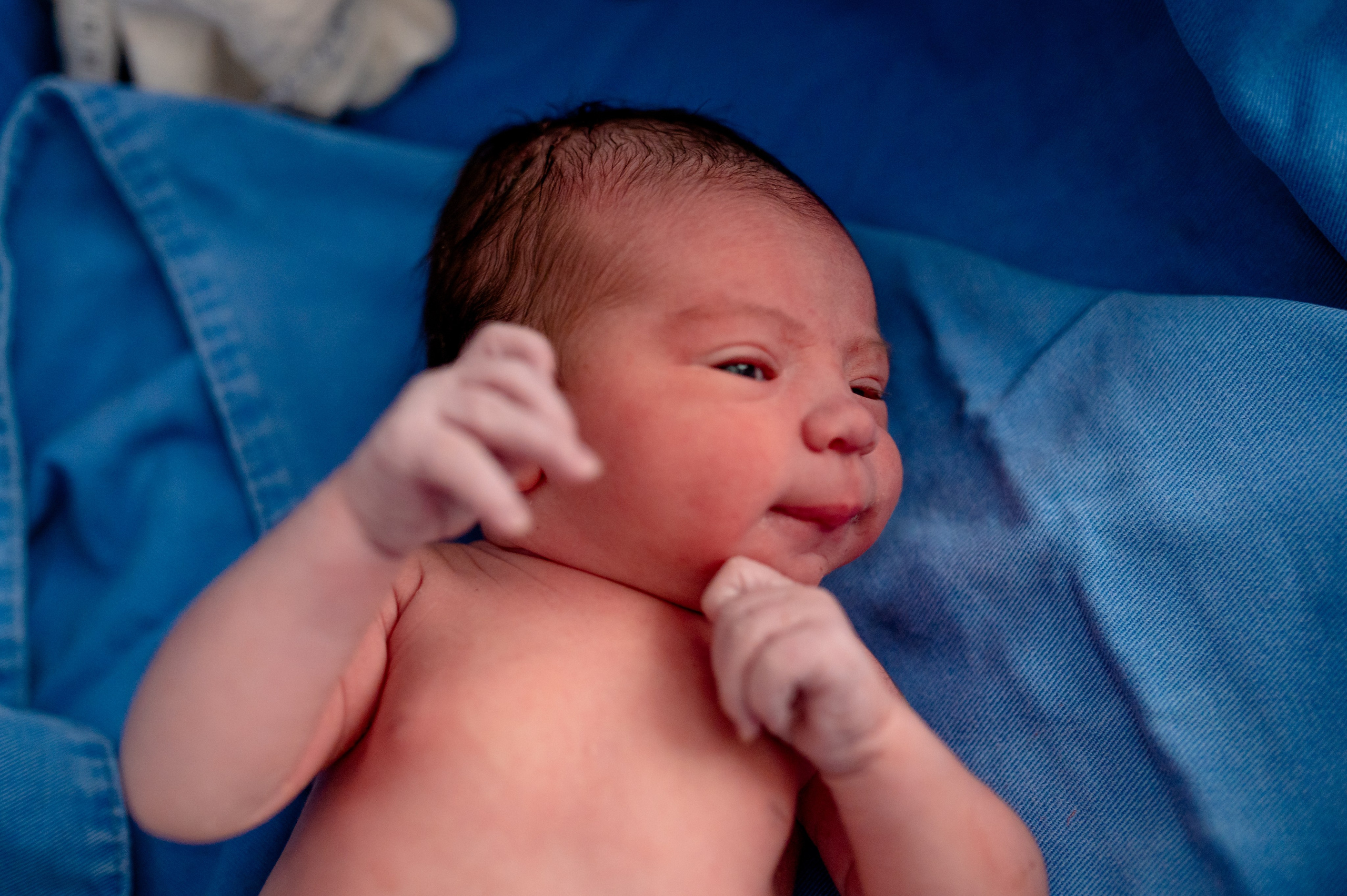 Nascer Luisa. Água Carmim Fotografia