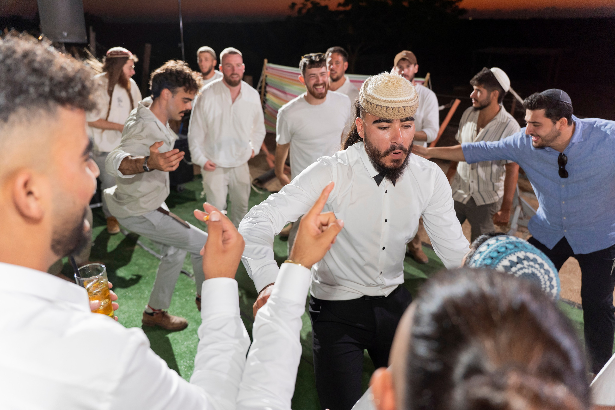 אביה ואחיה. יוסף מזרחי צילום חתונה, ברית וזוגיות. צלם מקצועי שאוהב להוציא אתכם הכי יפים ברגעים הכי מרגשים