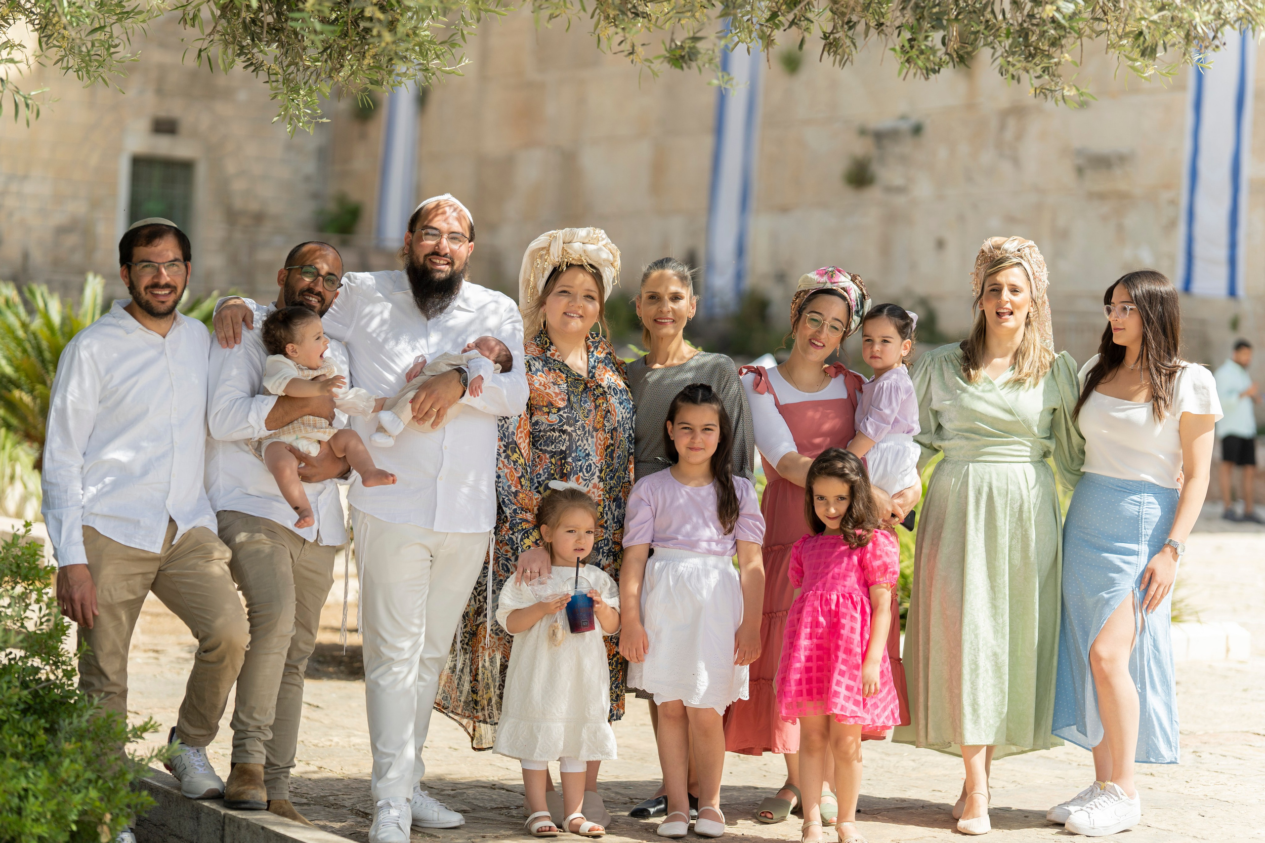 הברית של נחמן חזן. יוסף מזרחי צילום חתונה, ברית וזוגיות. צלם מקצועי שאוהב להוציא אתכם הכי יפים ברגעים הכי מרגשים