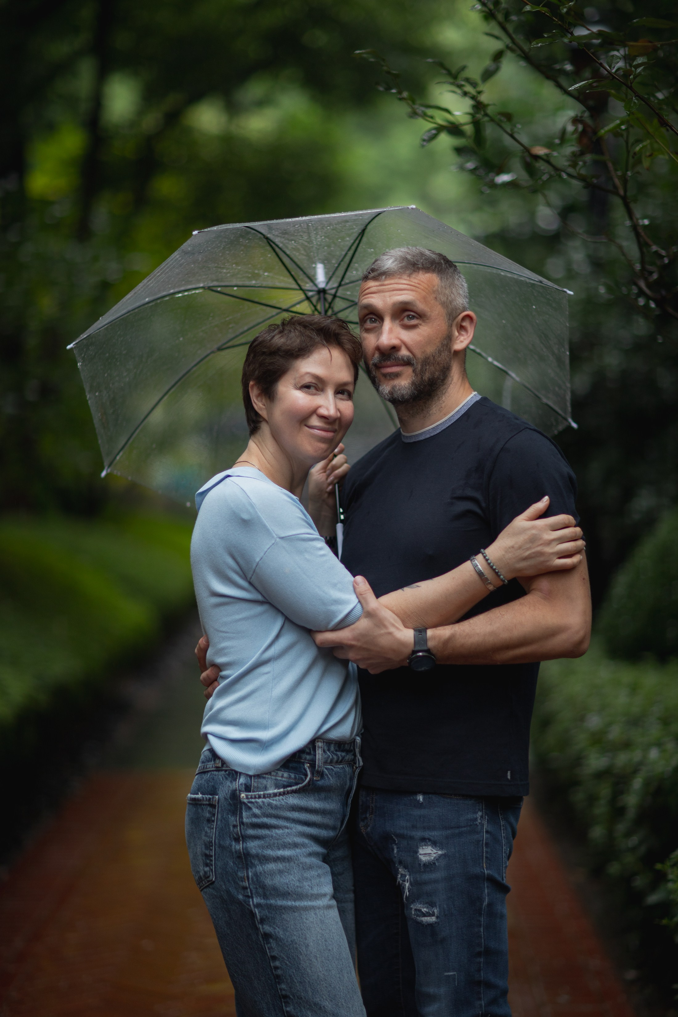 Под дождем во Французском квартале Шанхая. Фотограф в Шанхае — Лола Пидлуская