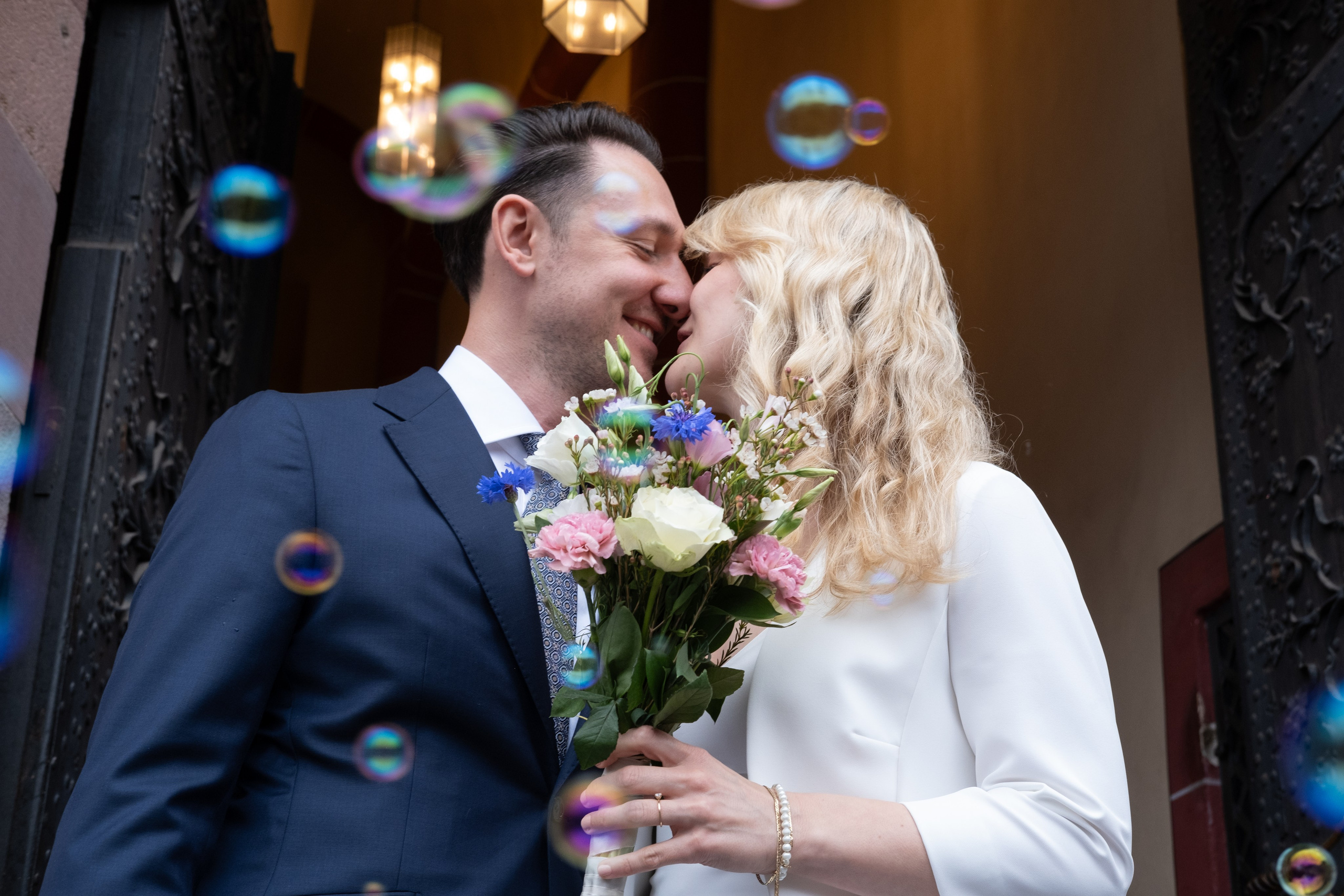 Frankfurt story. Wedding photography — EMU Photos