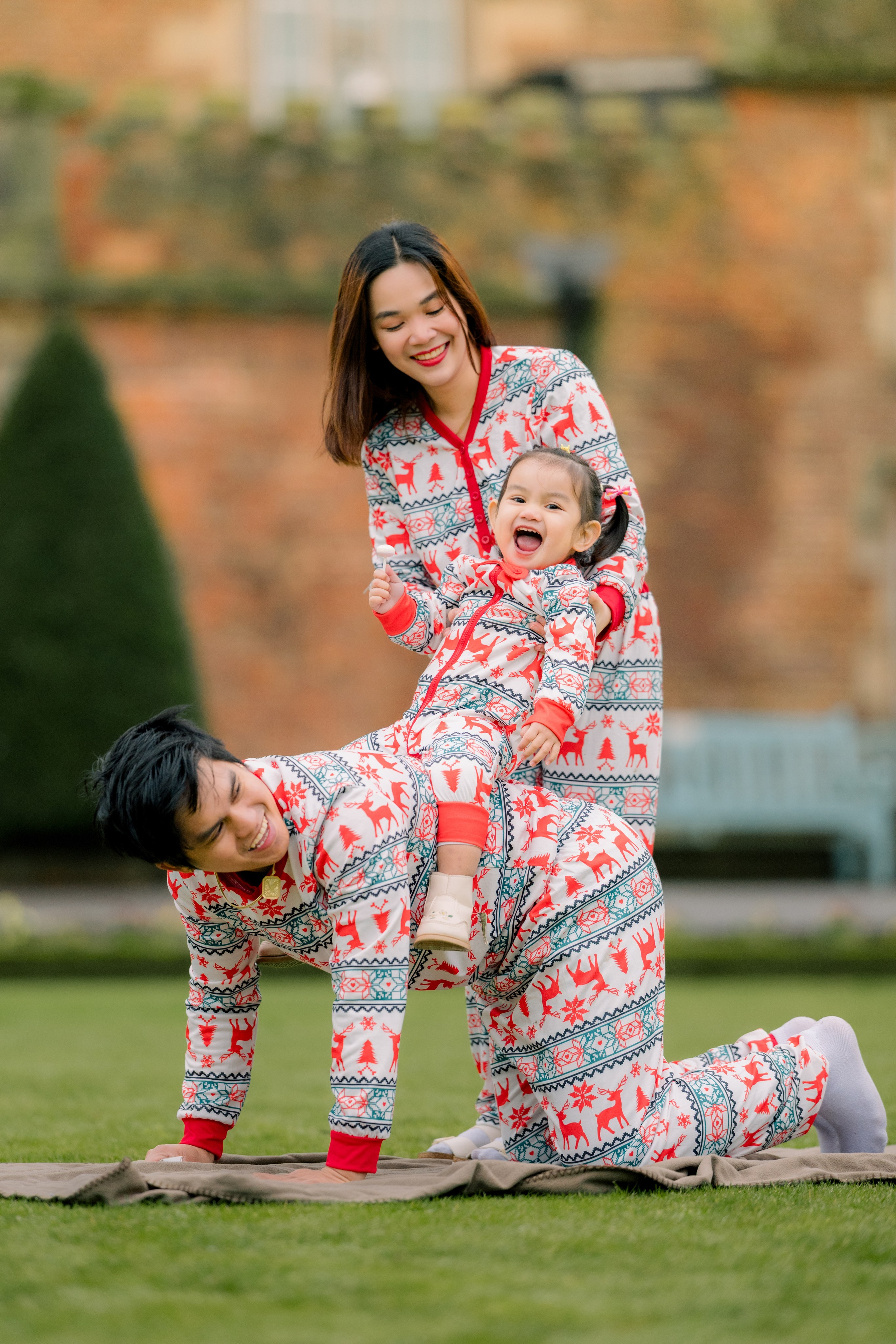 Maturan Family. CSR Photography