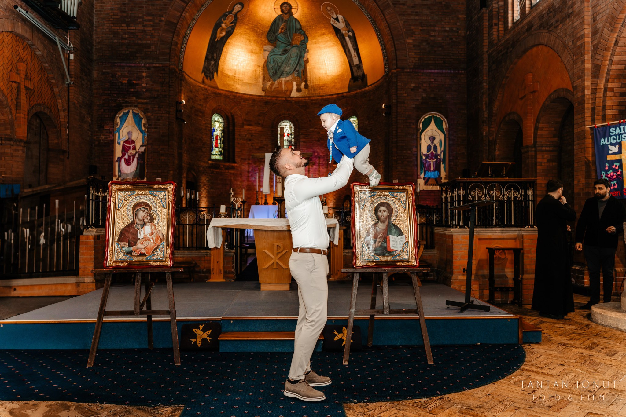 NOAH-GABRIEL. TANTAN IONUT FOTO & FILM