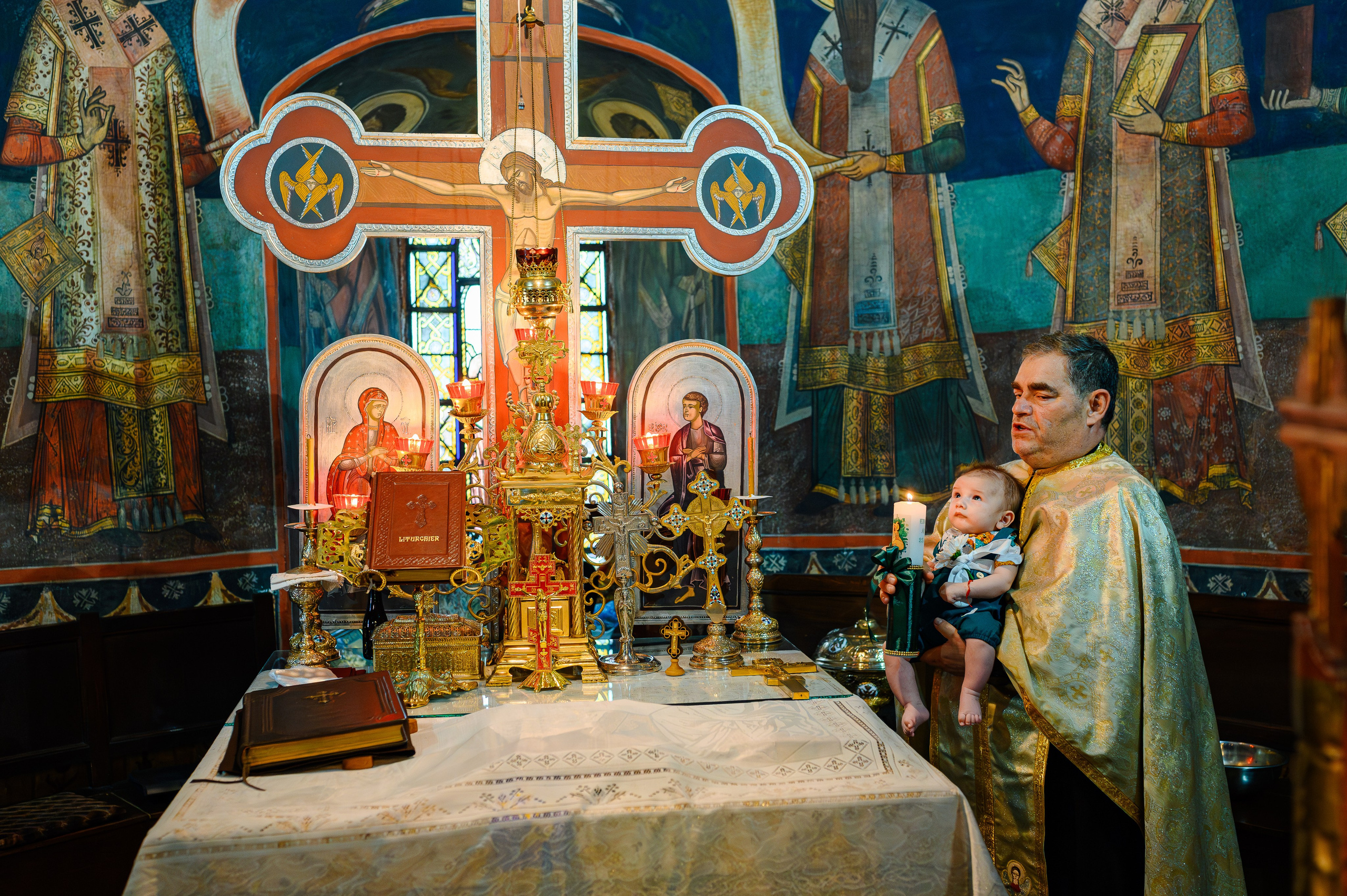 Eduard Ayan. Mugurel Olteanu Fotograf