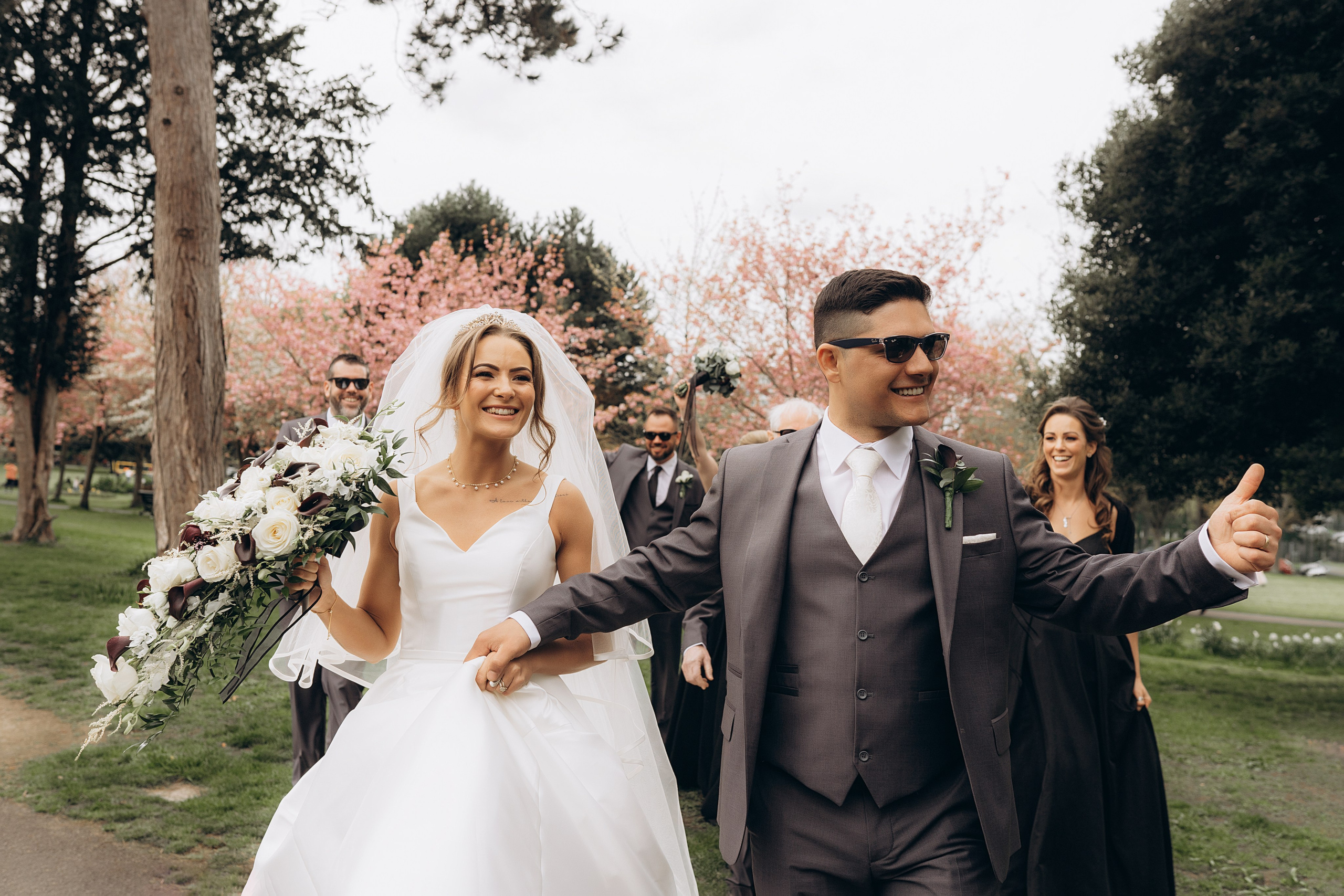 Megan & Oneias. Main