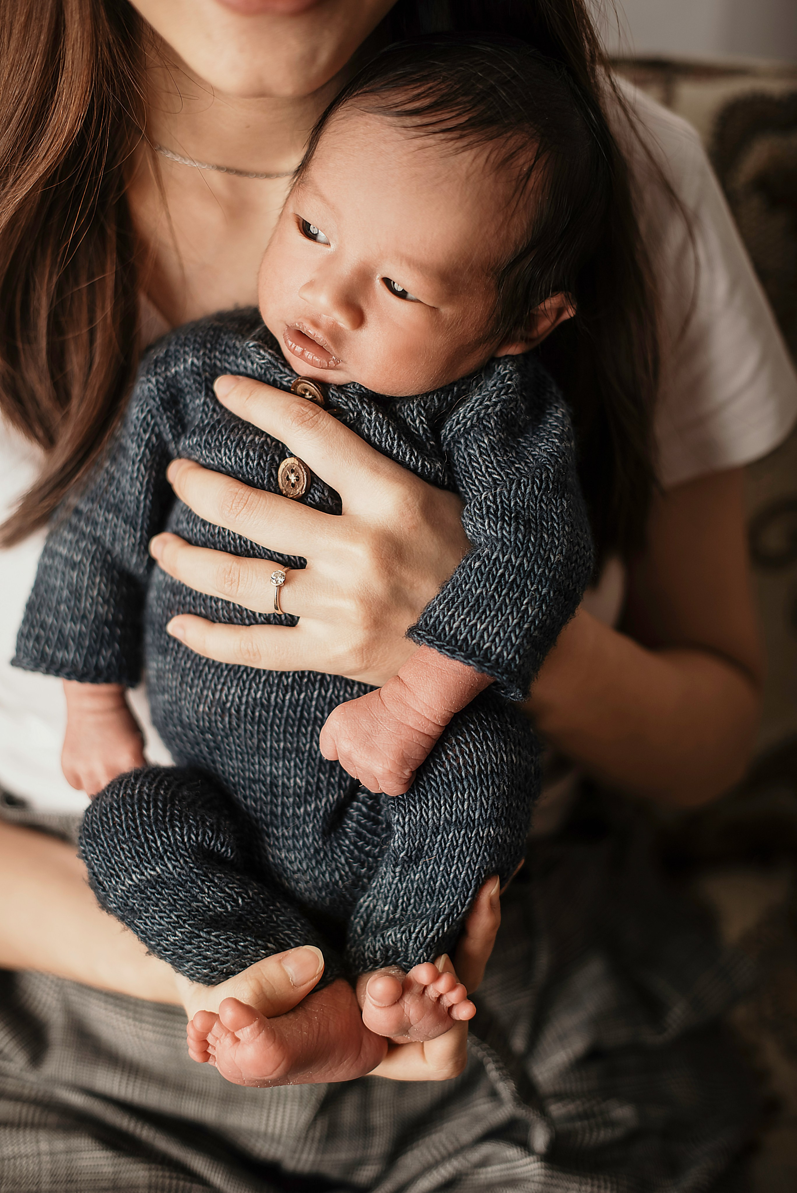 SHAWN. Newborn, pregnancy, family photographer in New Jersey