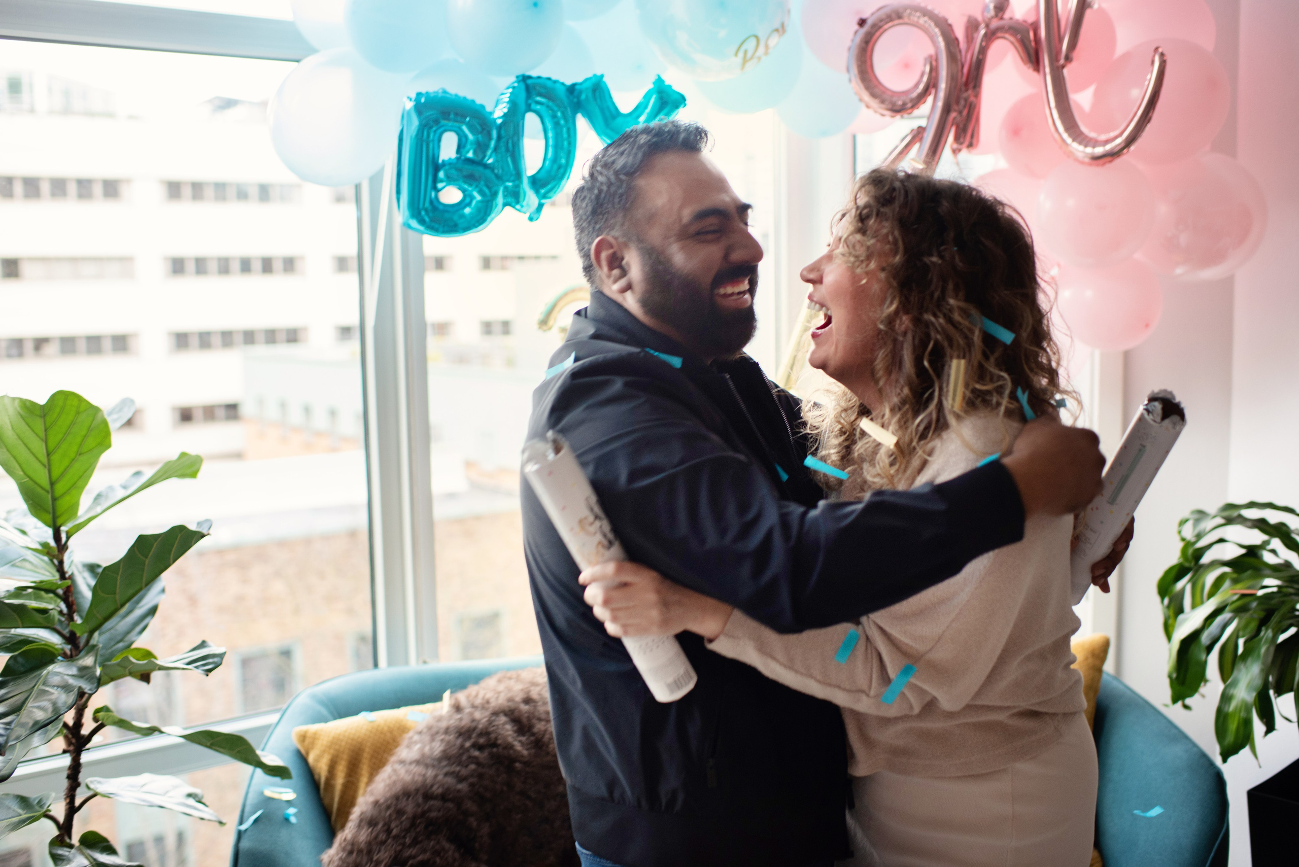 Boy or girl. Newborn, pregnancy, family photographer in New Jersey