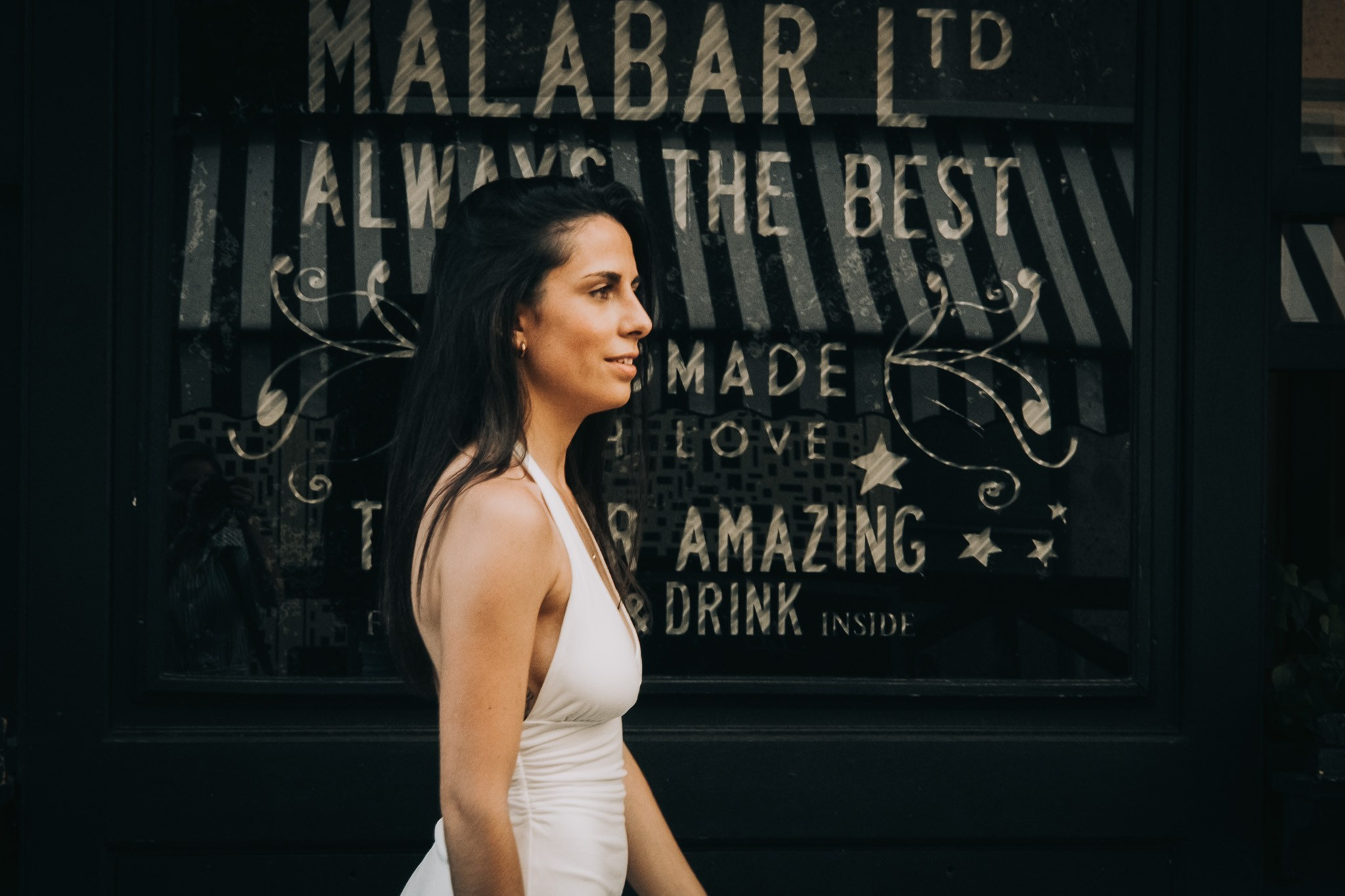 Clara’s photowalk in Paris. Photographer in Paris Marina Chaput