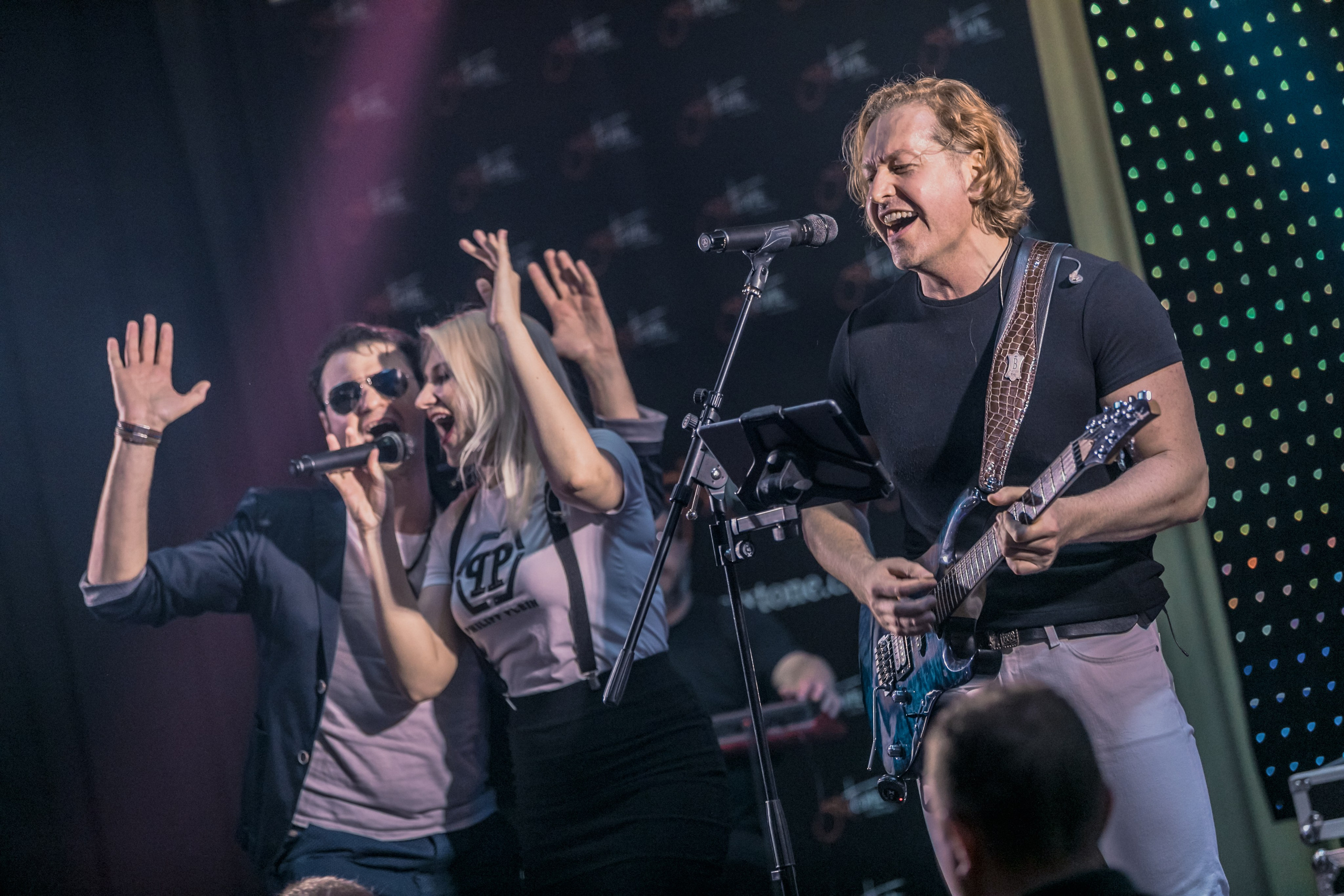 Musikerfotos. Photographer Sergej Nevelskij in Dortmund — Emotional wedding films and Fotos, real estate photography & custom photo books