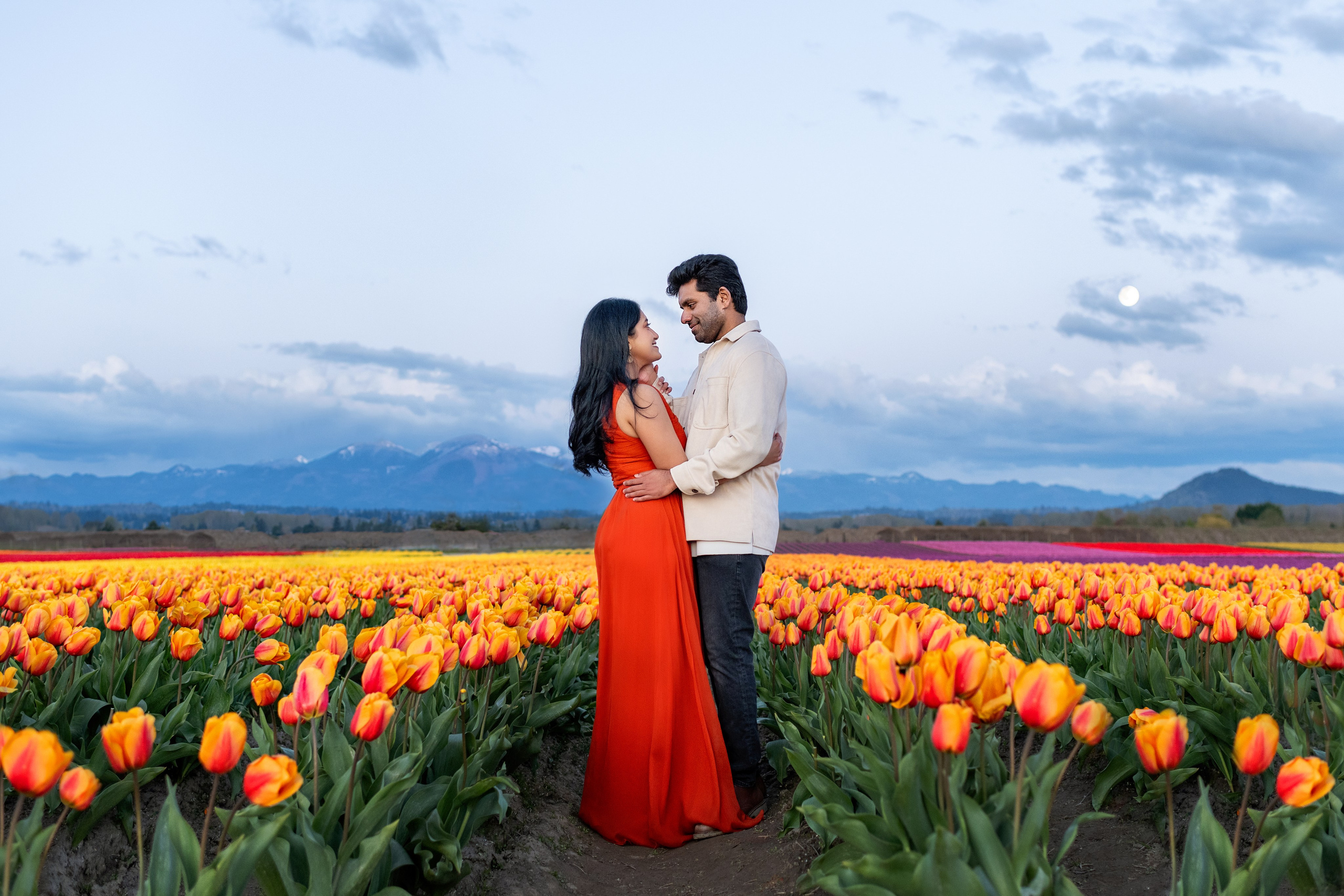Lohita with her husband. Wedding & family photography in Seattle area. Helen Michelle photographer
